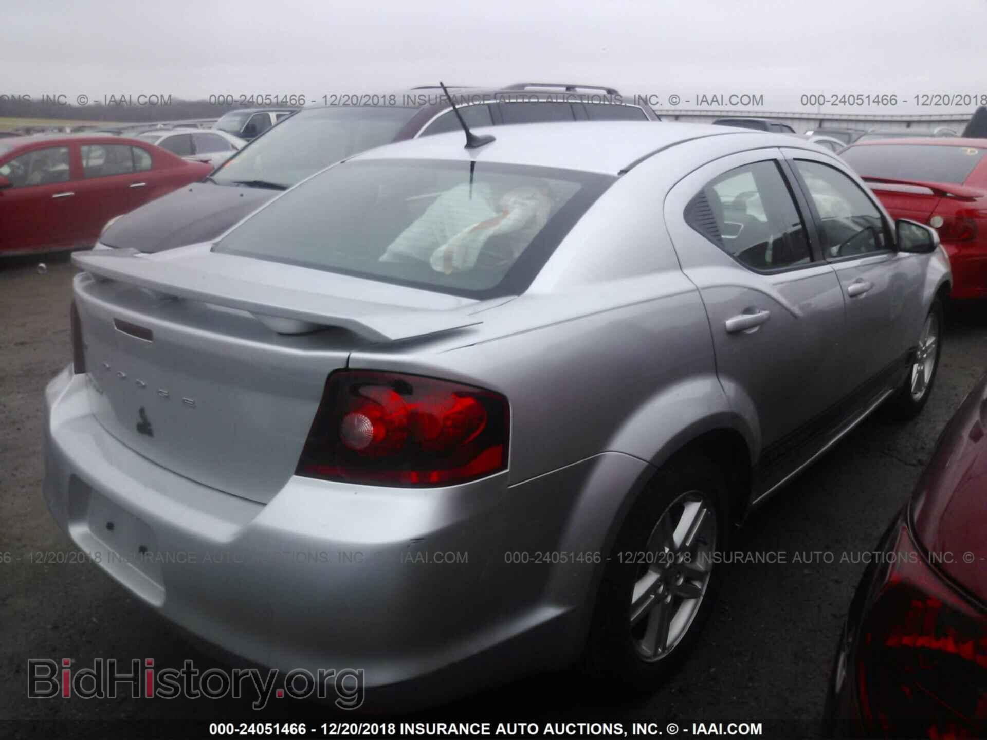 2011 DODGE AVENGER - VIN: 1B3BD1FB6BN502403 - Фото 4