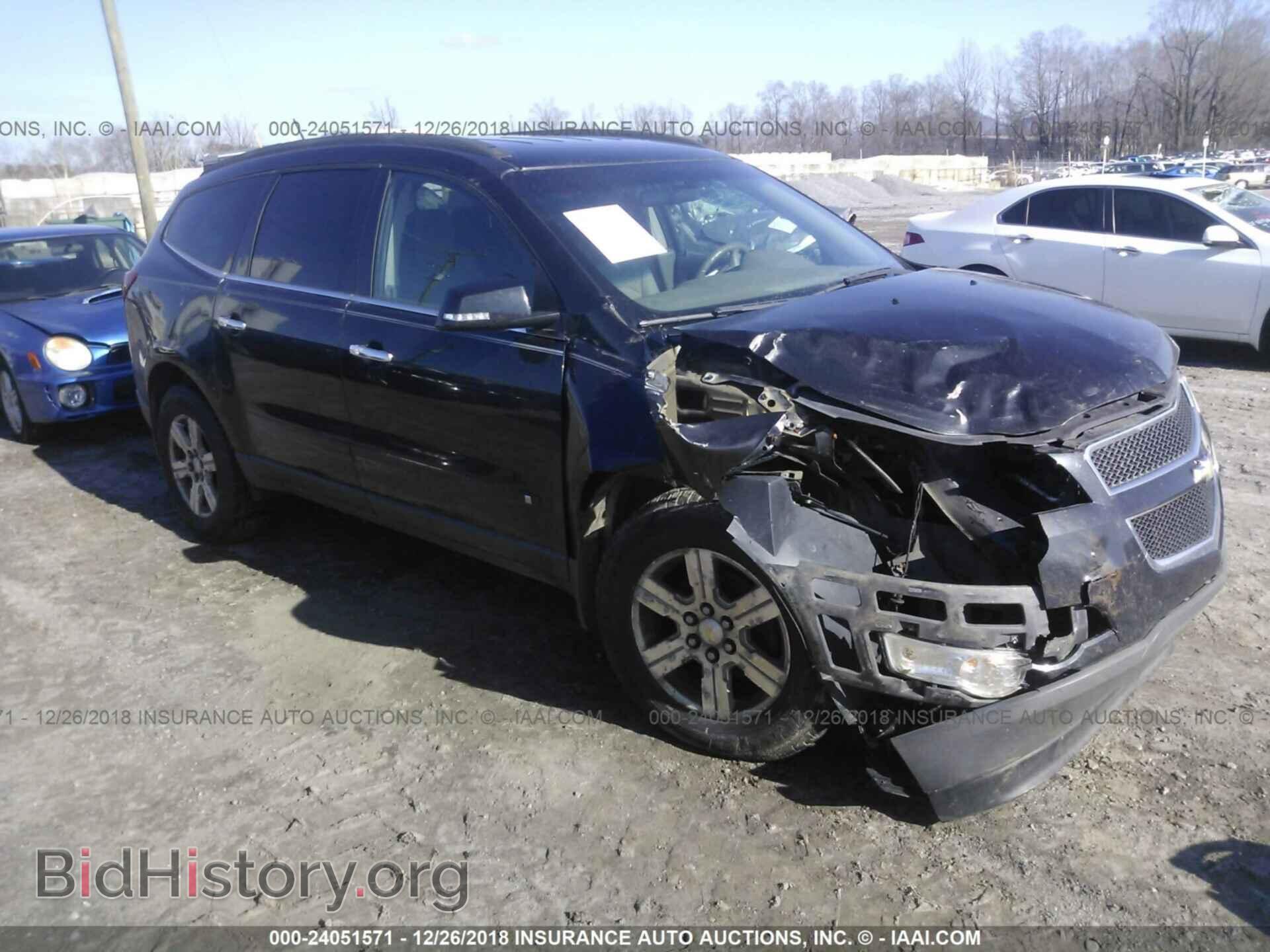 Photo 1GNLVFED5AS144041 - CHEVROLET TRAVERSE 2010