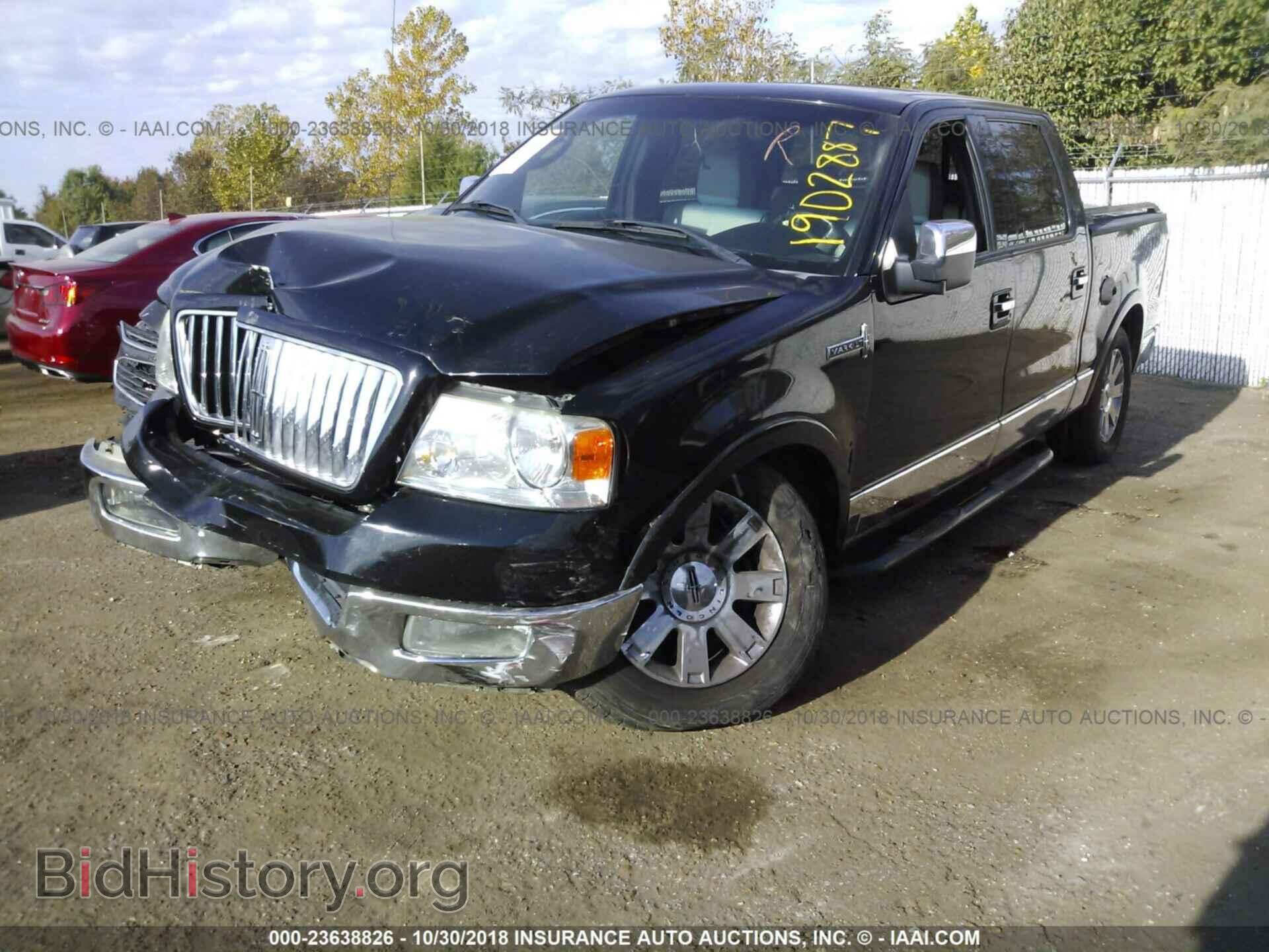 2006 LINCOLN MARK LT - VIN: 5LTPW16516FJ09768 - Фото 2