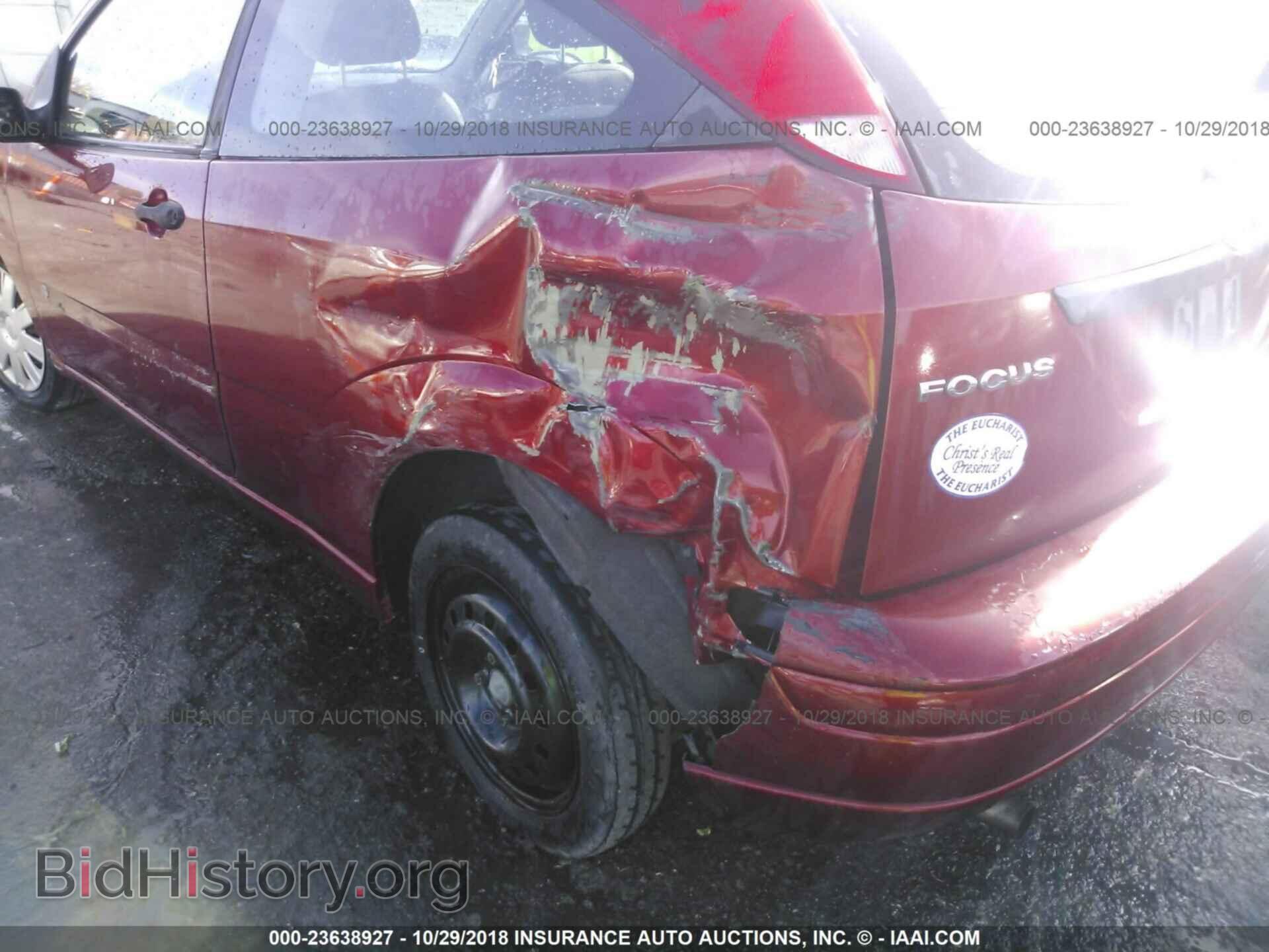 2005 FORD FOCUS - VIN: 3FAFP31N65R104250 - Фото 6