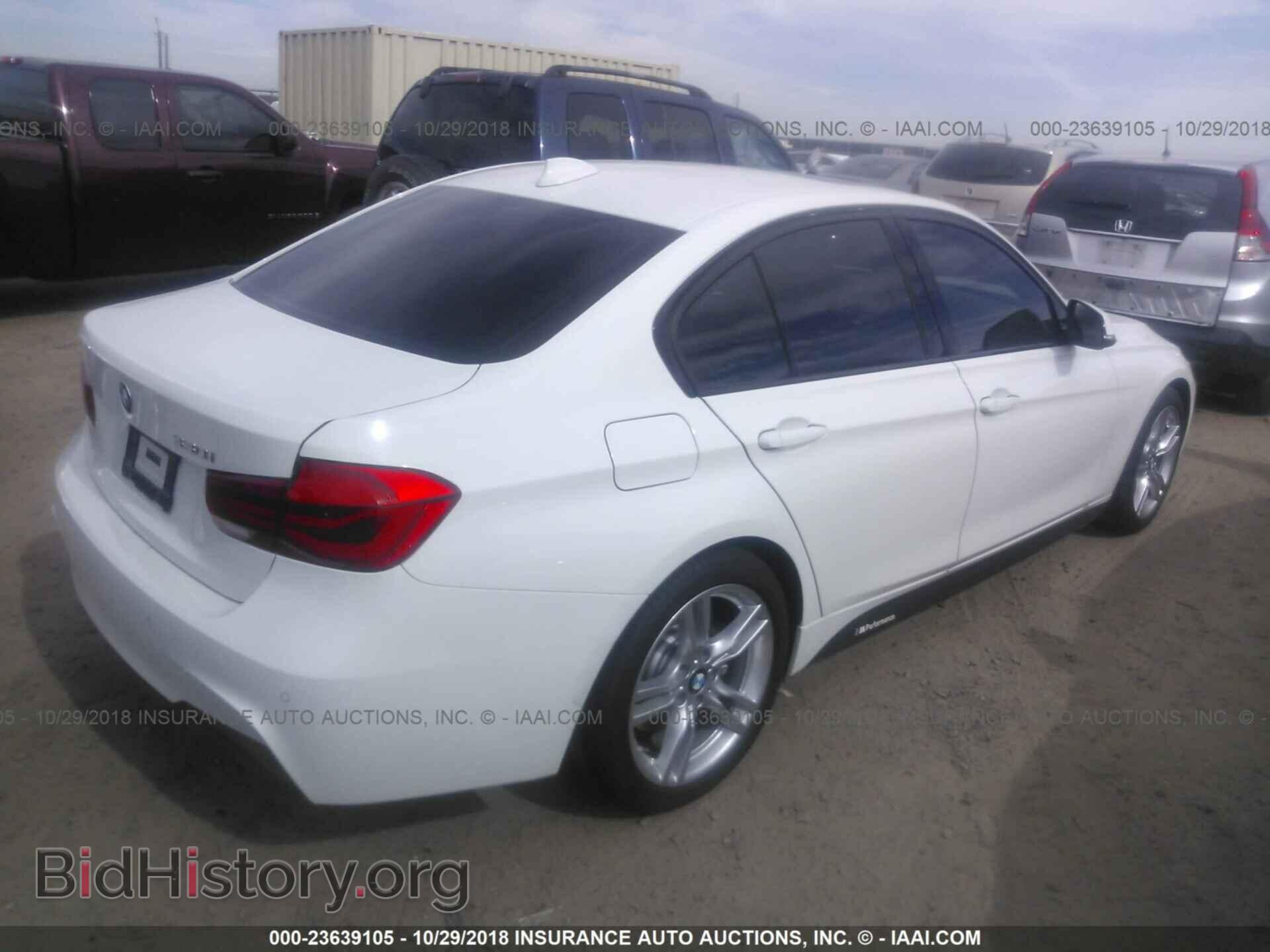 2017 BMW 330 - VIN: WBA8B9G30HNU55041 - Фото 4