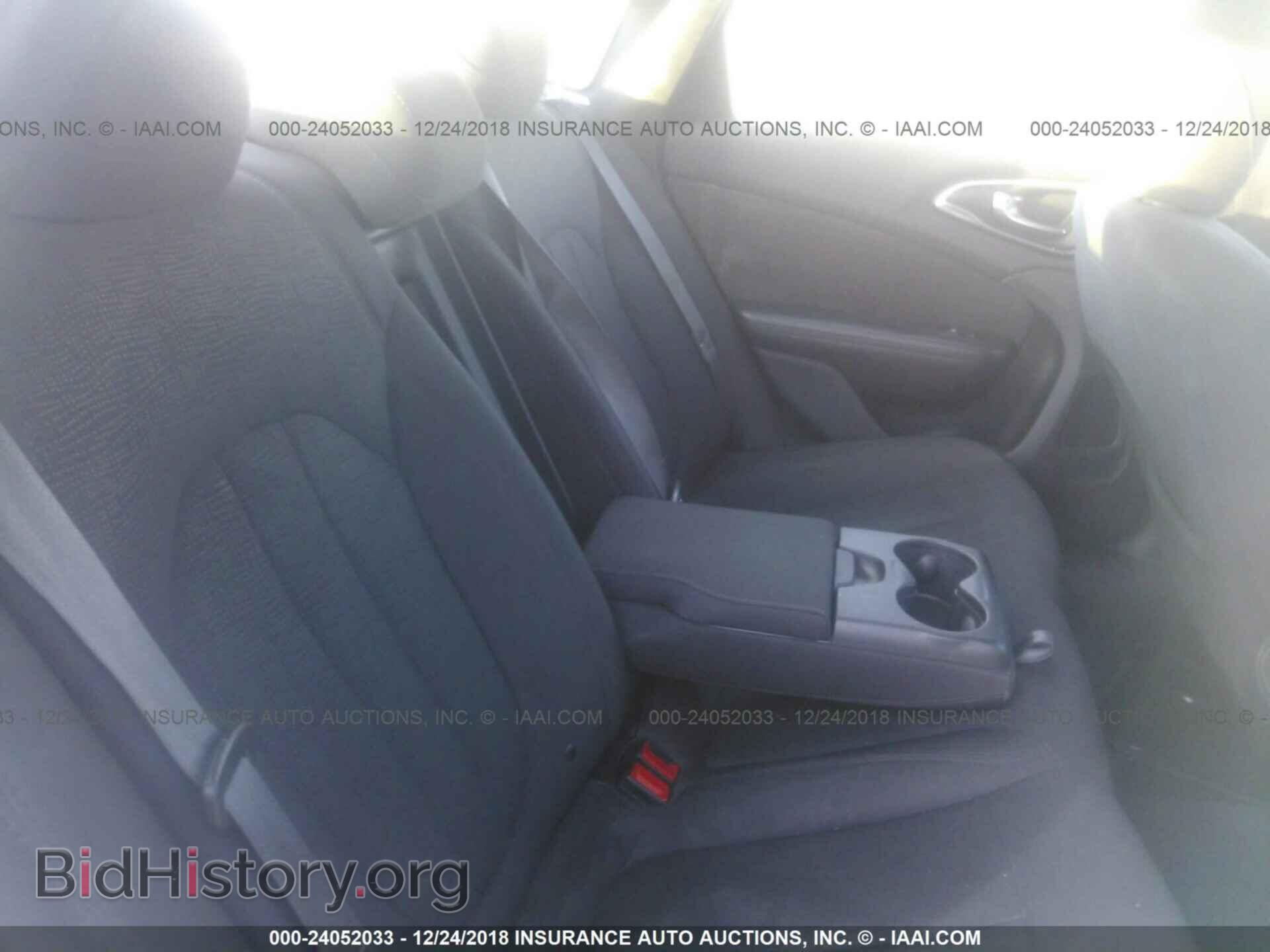 2015 CHRYSLER 200 - VIN: 1C3CCCAB8FN630905 - Photo 8
