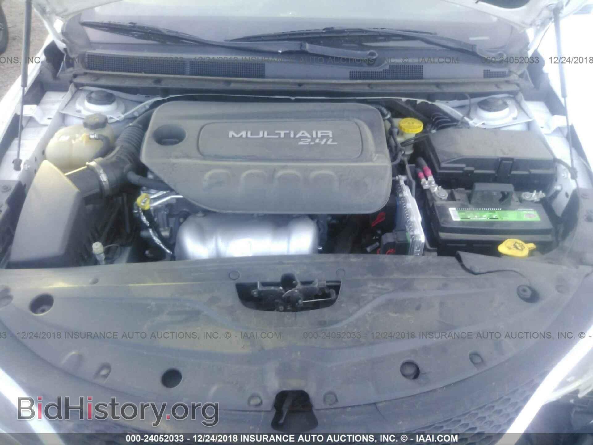 2015 CHRYSLER 200 - VIN: 1C3CCCAB8FN630905 - Photo 10