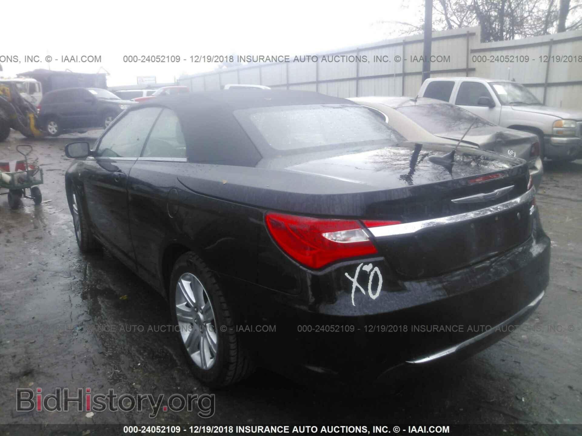 2011 Chrysler 200 - VIN: 1C3BC2EG7BN616161 - Фото 3