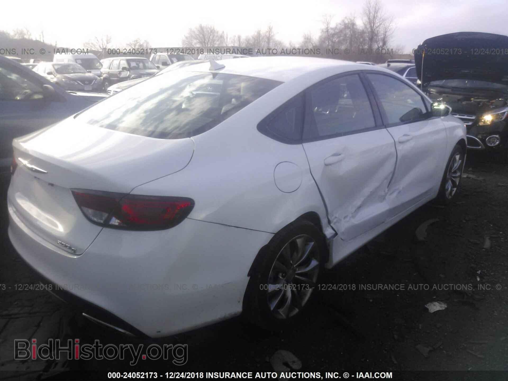 2015 CHRYSLER 200 - VIN: 1C3CCCBG0FN597599 - Photo 4