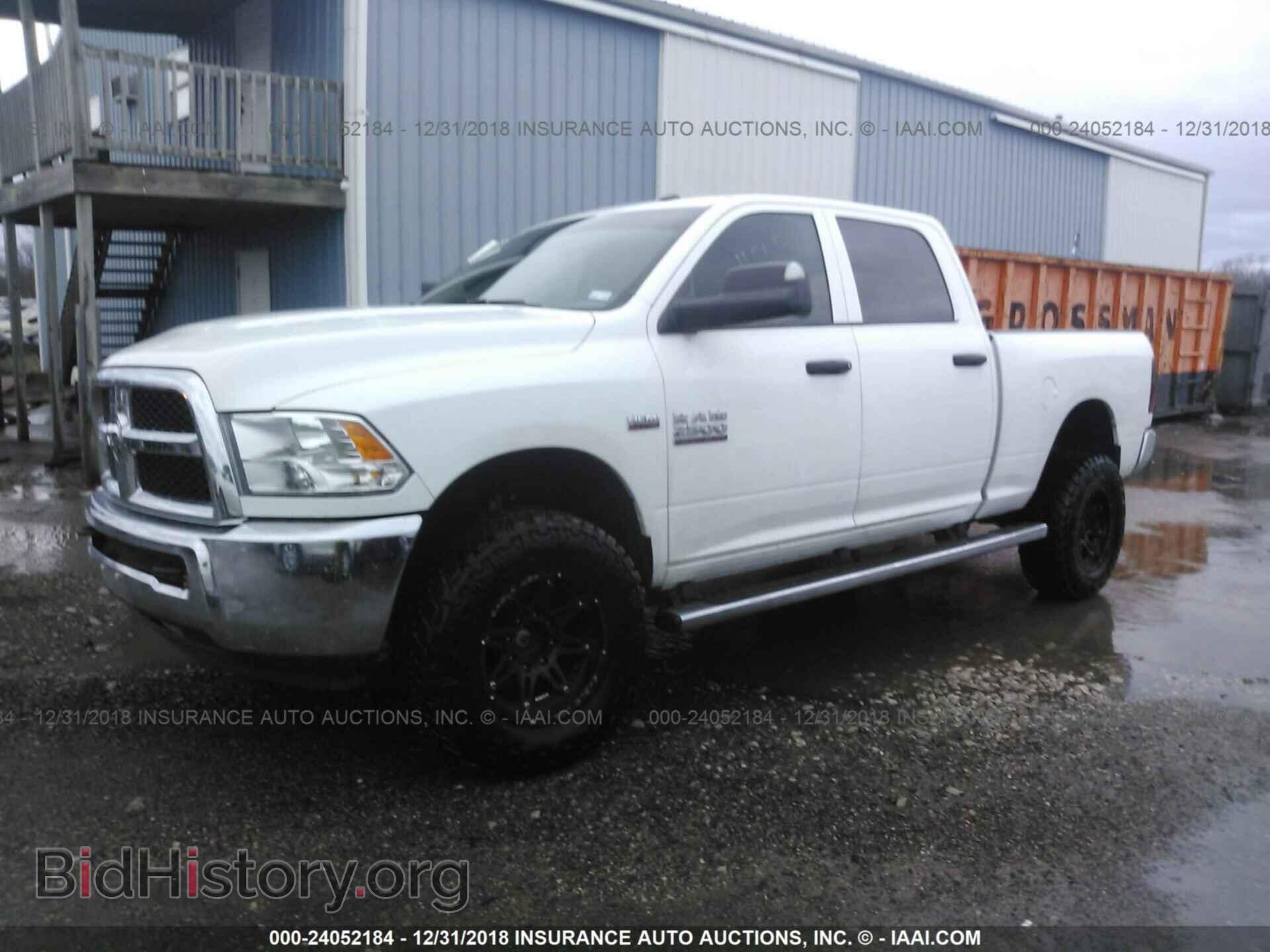 2017 RAM 2500 - VIN: 3C6UR5CJXHG562169 - Фото 2