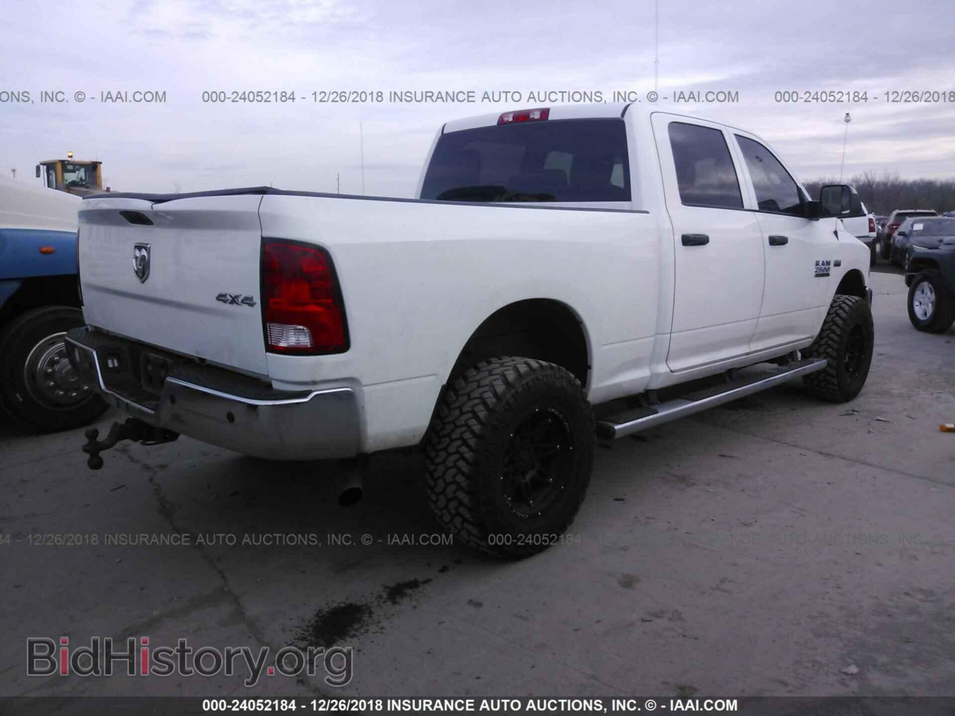 2017 RAM 2500 - VIN: 3C6UR5CJXHG562169 - Фото 4