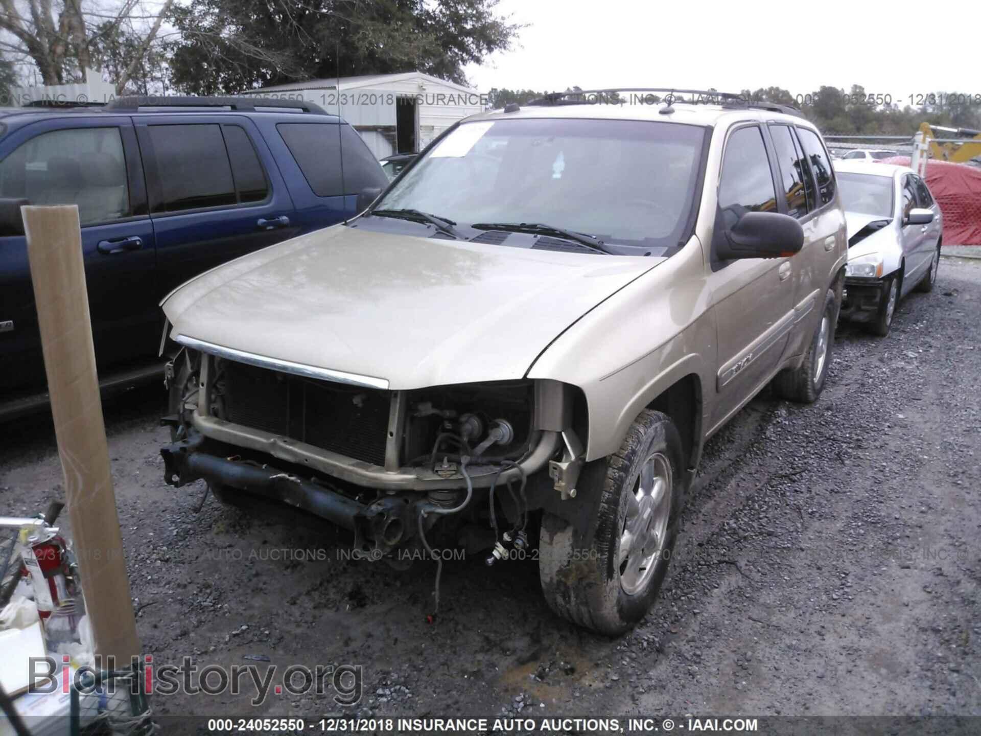 2005 GMC ENVOY - VIN: 1GKDS13SX52130236 - Photo 2