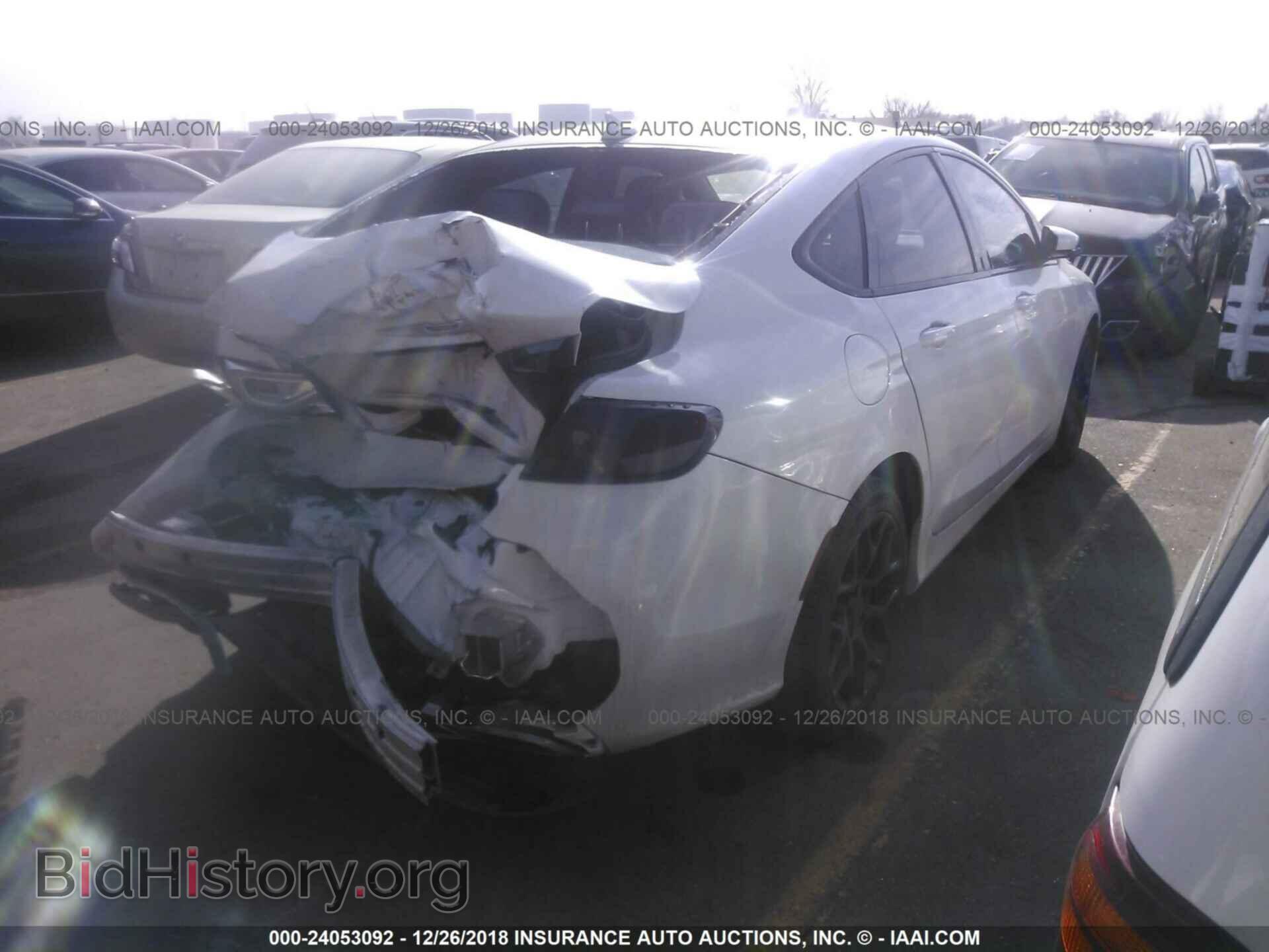 2015 CHRYSLER 200 - VIN: 1C3CCCBB8FN550664 - Фото 4