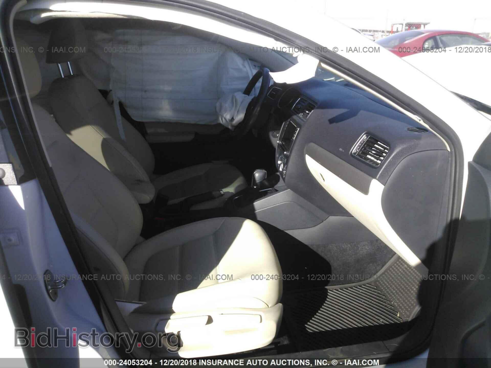 2017 VOLKSWAGEN JETTA - VIN: 3VWDB7AJ9HM386418 - Фото 5