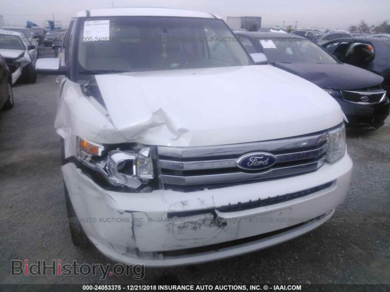 2011 Ford FLEX (VIN 2FMGK5DC0BBD32804) — photo 6 of 10