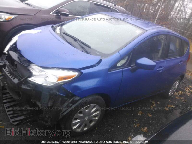 2016 Nissan VERSA NOTE (VIN 3N1CE2CP2GL360132) — photo 2 of 10