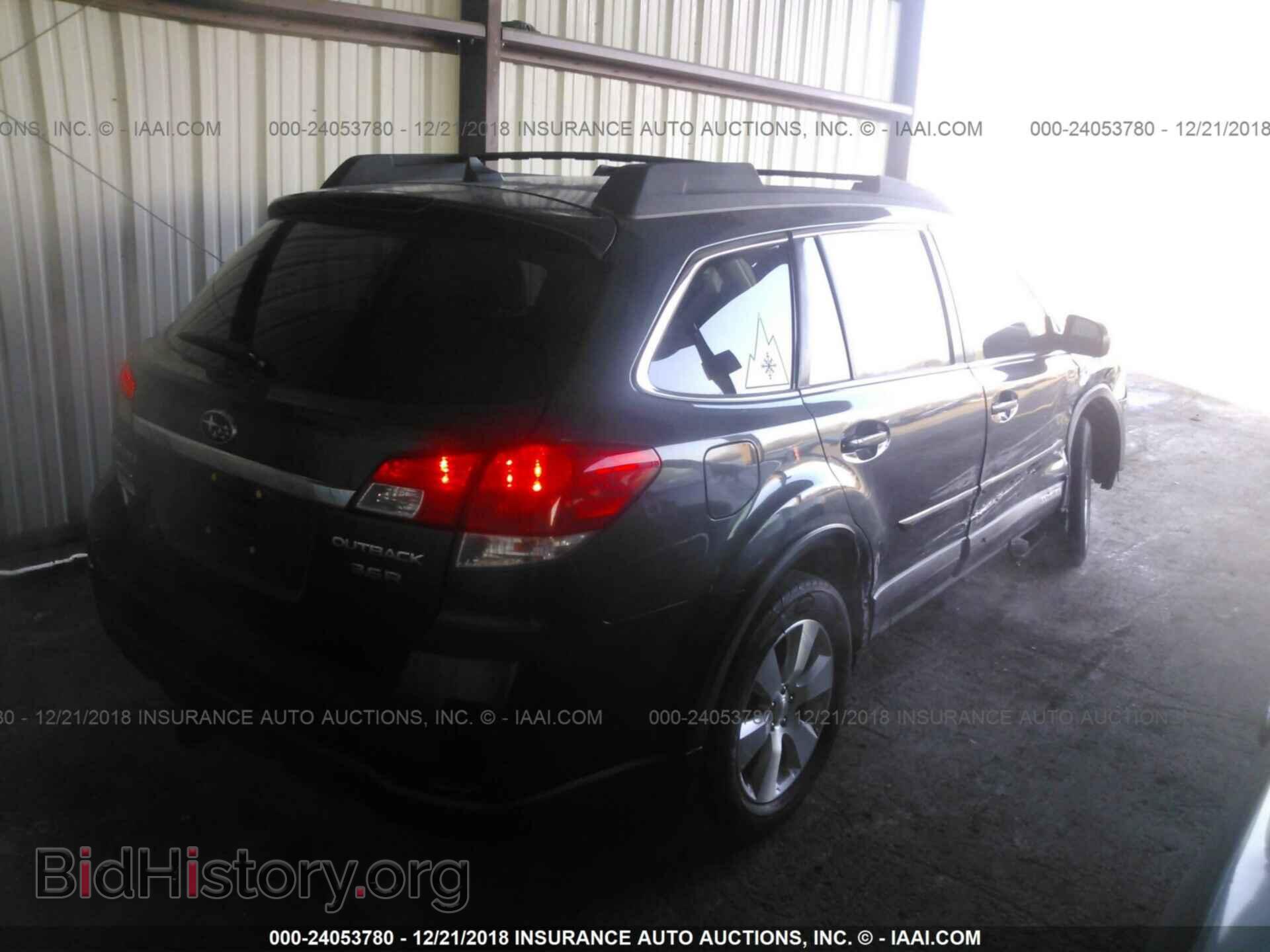 2011 SUBARU OUTBACK - VIN: 4S4BRELC6B2400438 - Фото 4