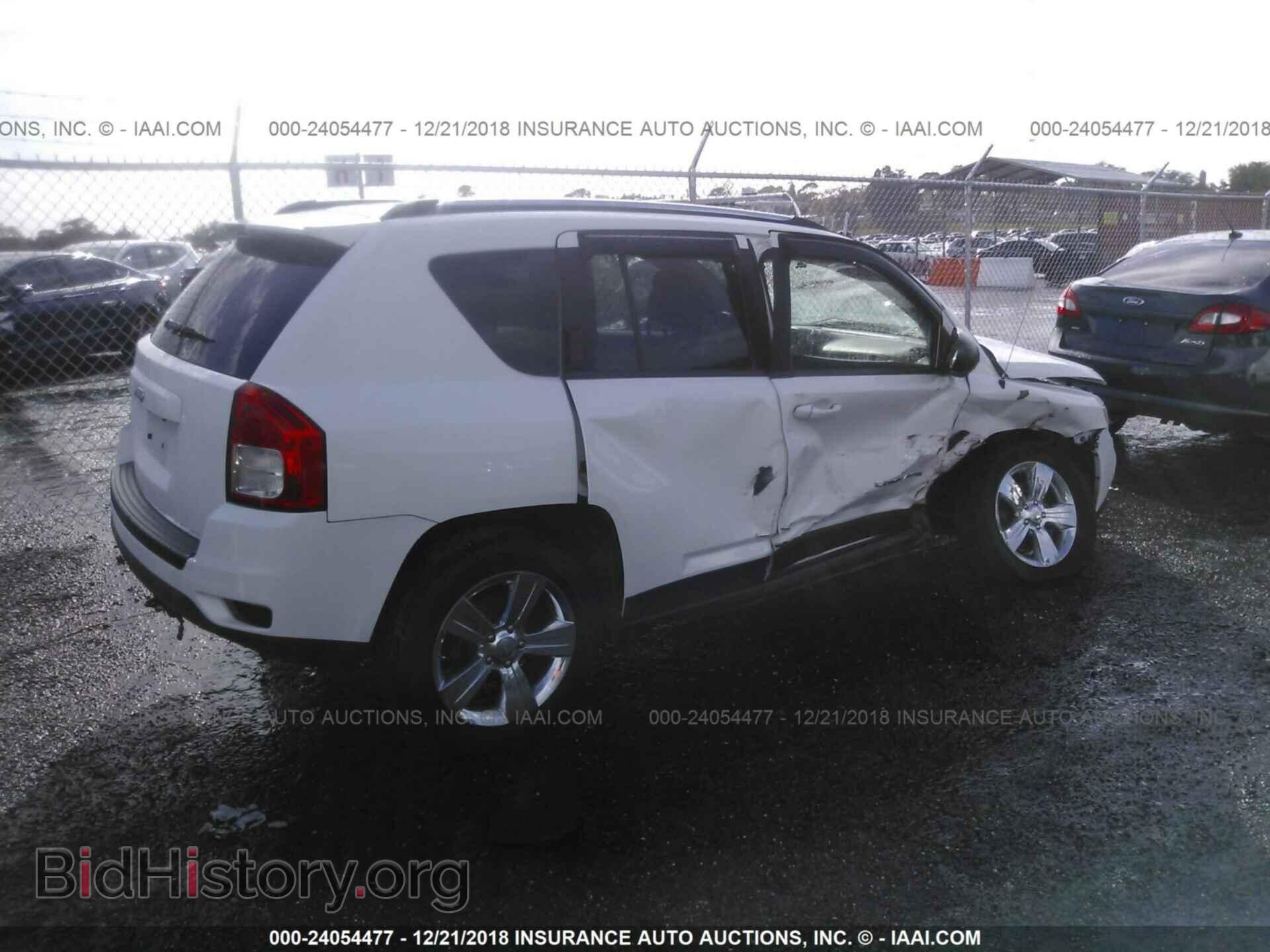 2012 JEEP COMPASS - VIN: 1C4NJDBB9CD541490 - Фото 4