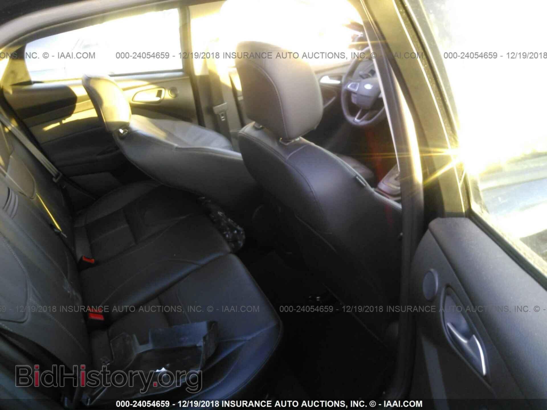 2016 FORD FOCUS - VIN: 1FADP3F21GL394632 - Photo 8