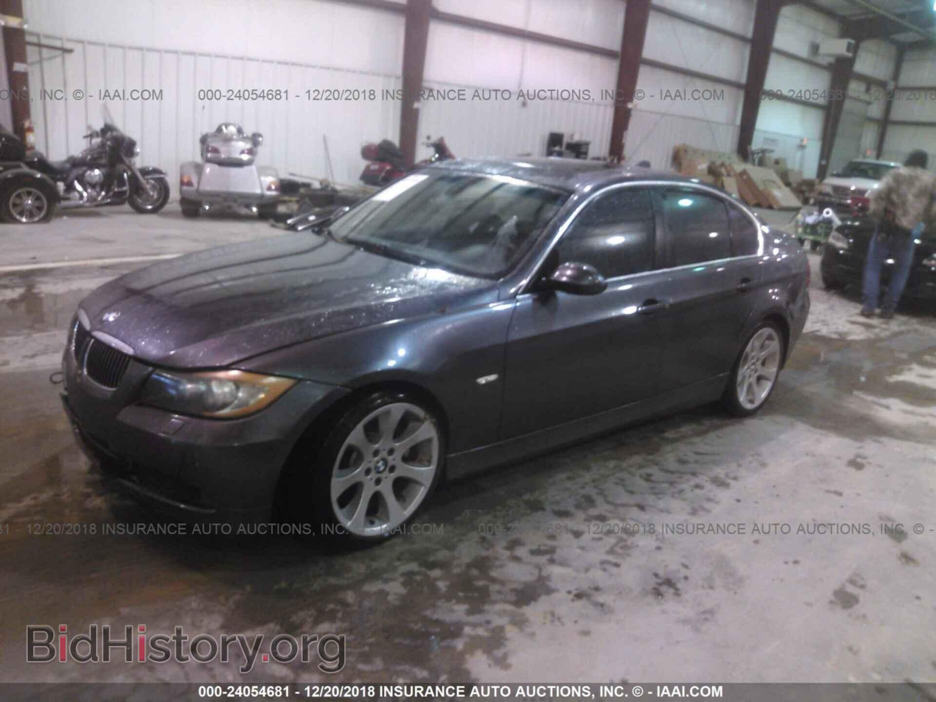 2006 BMW 330 - VIN: WBAVB33526PS15529 - Фото 2