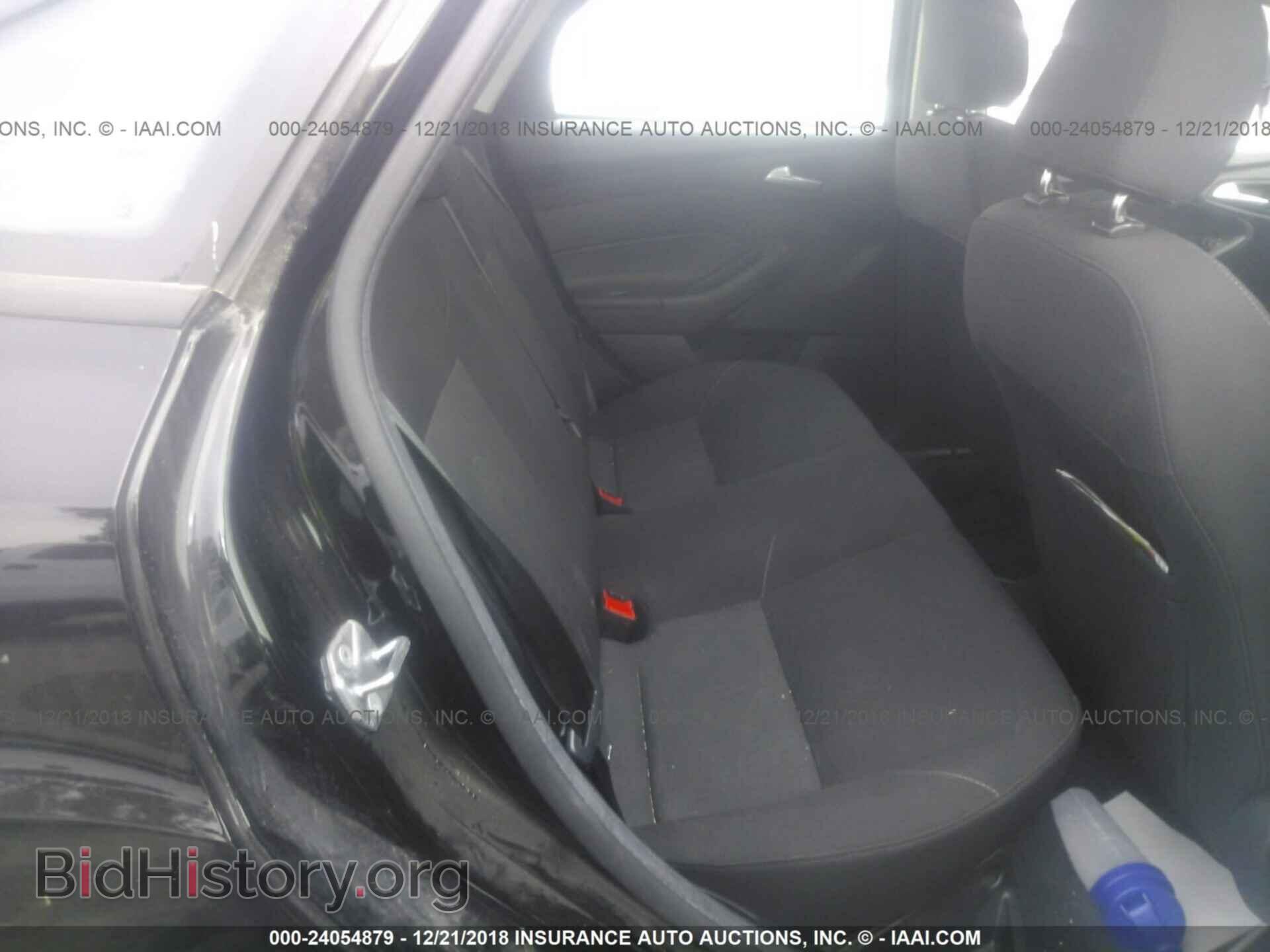2017 Ford Focus - VIN: 1FADP3F25HL219219 - Photo 8