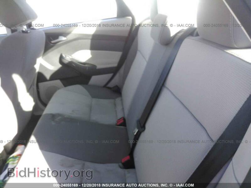 2013 Ford FOCUS (VIN 1FADP3F26DL372542) — photo 8 of 10
