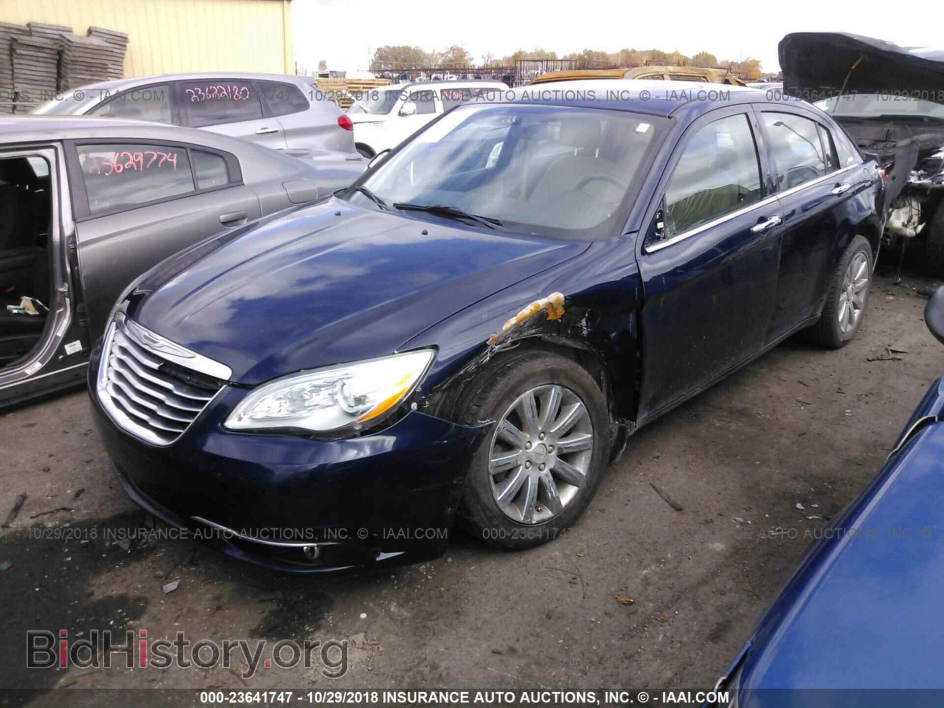 2013 CHRYSLER 200 - VIN: 1C3CCBCG2DN574234 - Фото 2