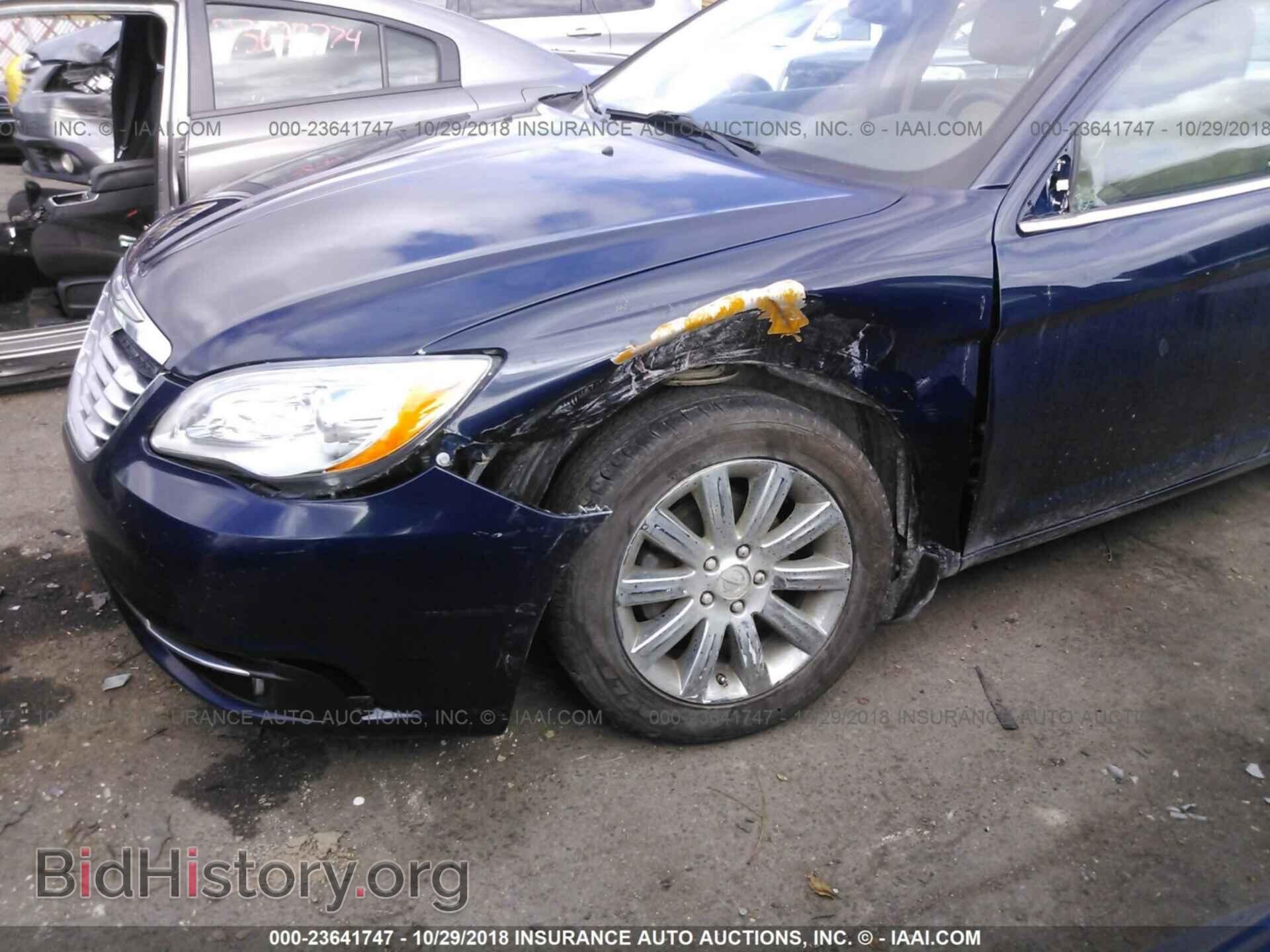 2013 CHRYSLER 200 - VIN: 1C3CCBCG2DN574234 - Фото 6