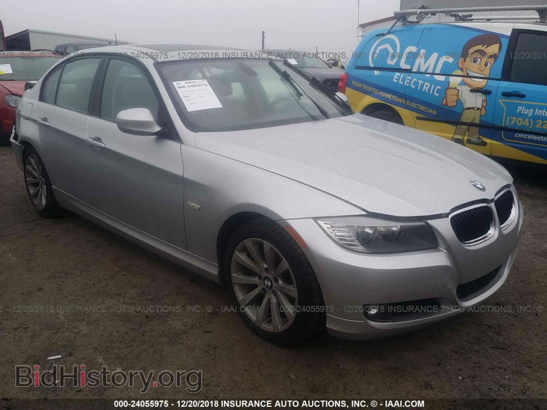 Photo WBAPH7C54BE126016 - BMW 328 2011