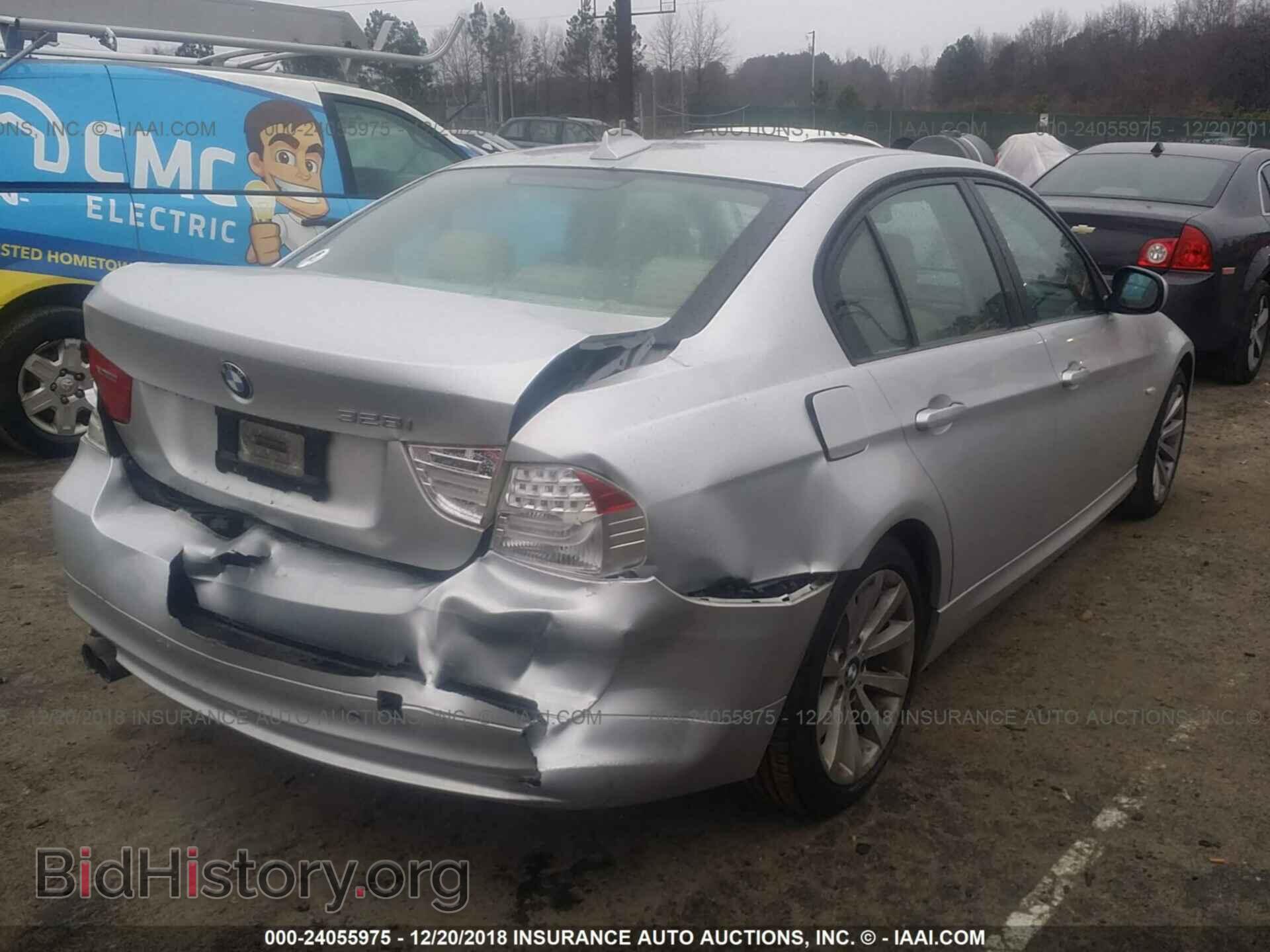 2011 BMW 328 - VIN: WBAPH7C54BE126016 - Фото 4