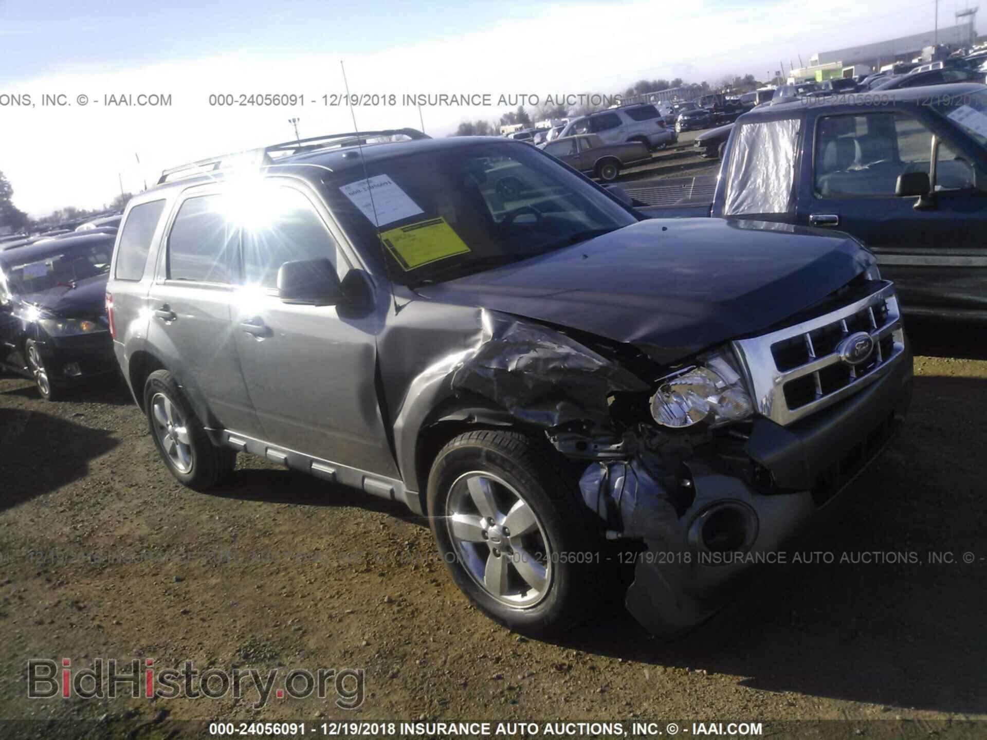 Фотография 1FMCU0D76BKC04975 - FORD ESCAPE 2011