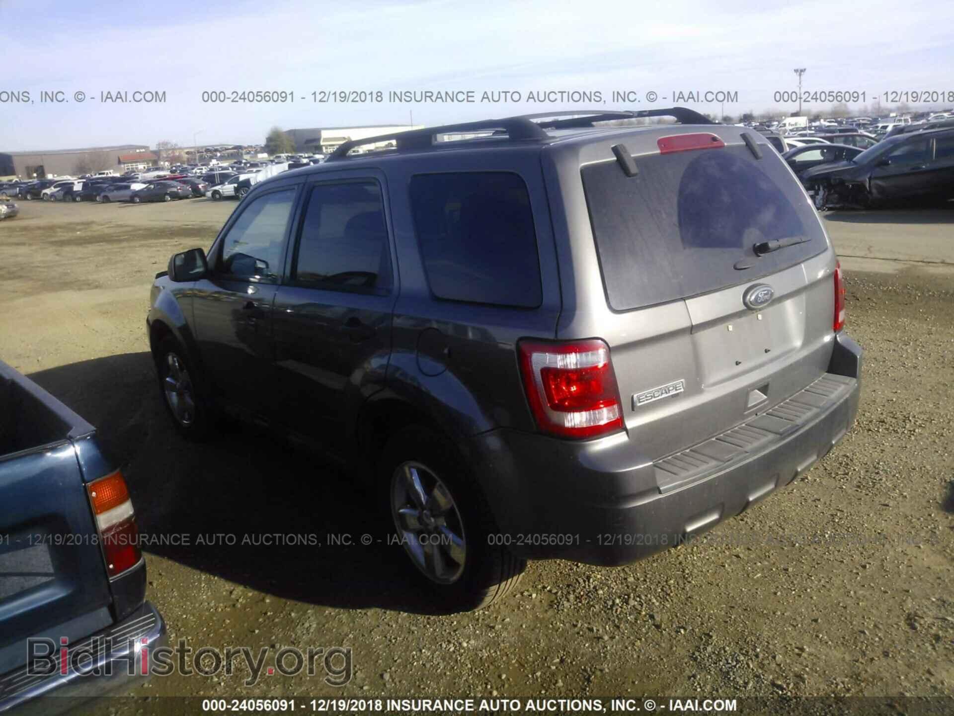 2011 FORD ESCAPE - VIN: 1FMCU0D76BKC04975 - Photo 3