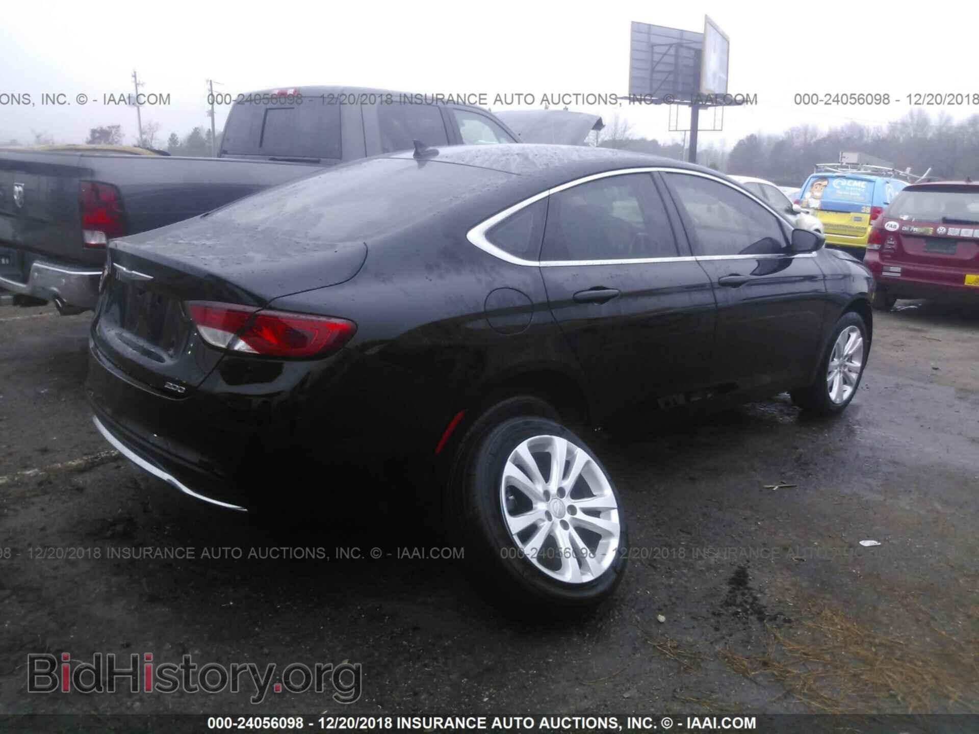 2017 CHRYSLER 200 - VIN: 1C3CCCAB3HN506446 - Фото 4