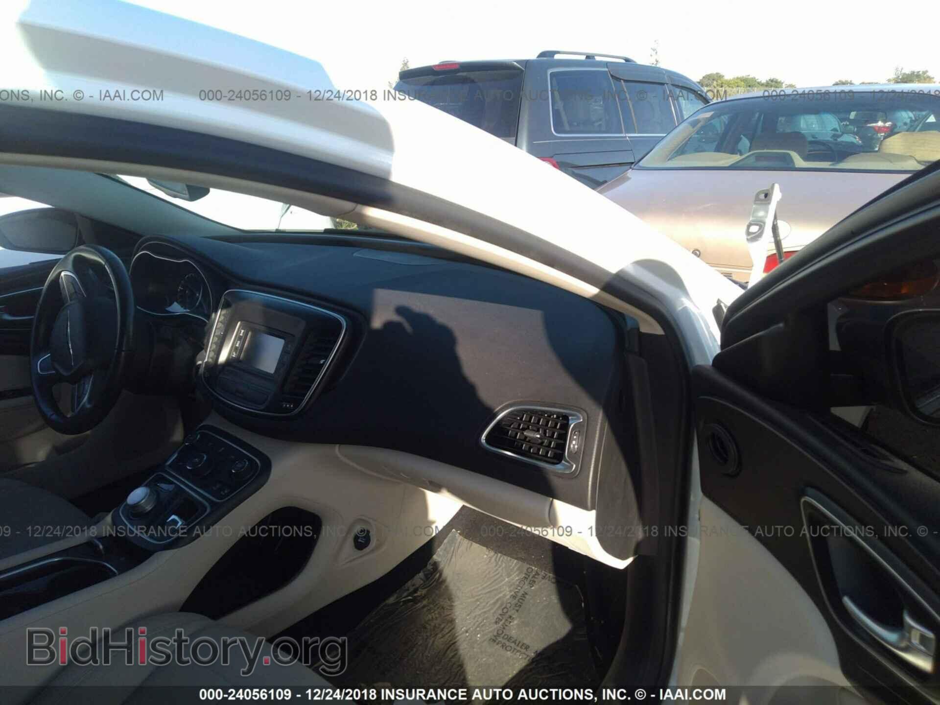 2016 CHRYSLER 200 - VIN: 1C3CCCAB3GN135996 - Фото 5