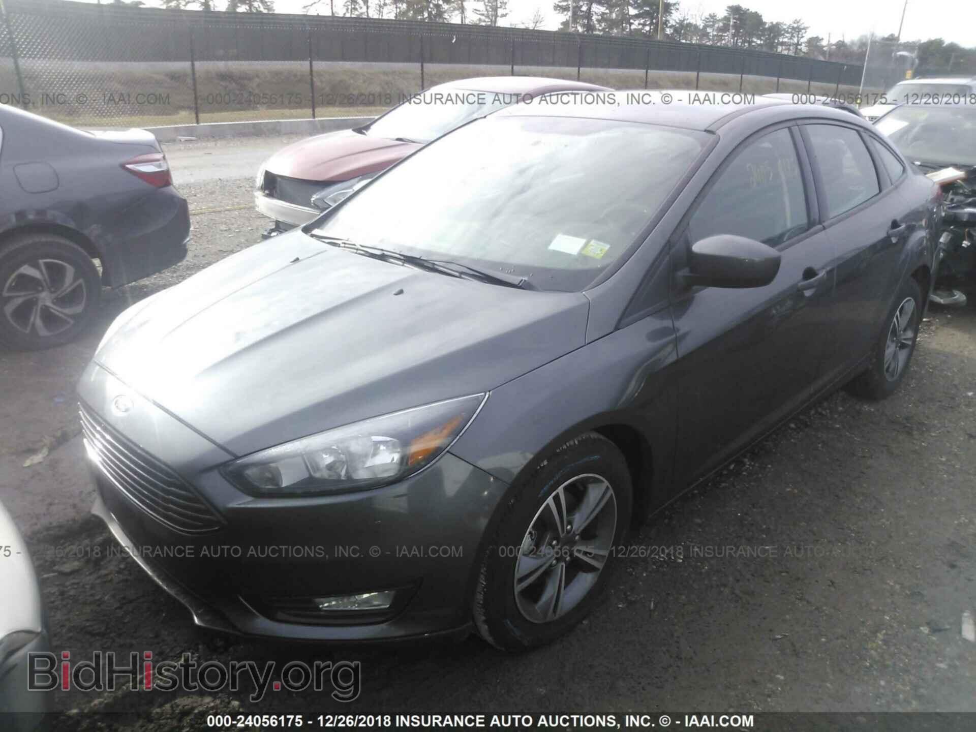 2018 FORD FOCUS - VIN: 1FADP3FE7JL298148 - Фото 2