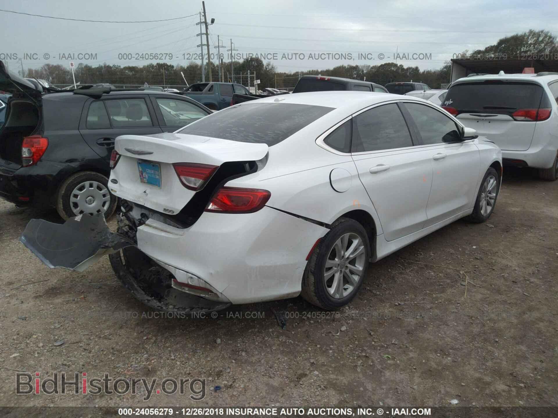 2015 CHRYSLER 200 - VIN: 1C3CCCAB3FN611579 - Photo 4