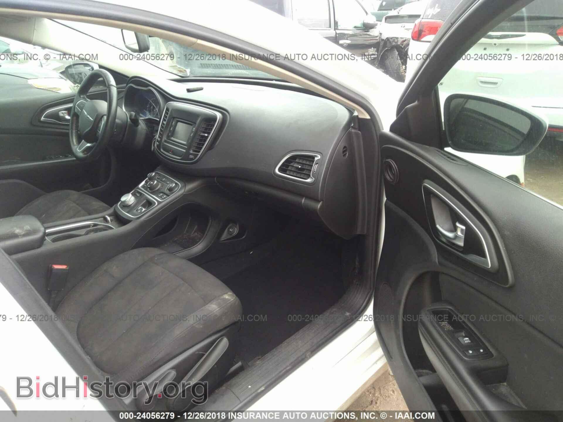 2015 CHRYSLER 200 - VIN: 1C3CCCAB3FN611579 - Photo 5