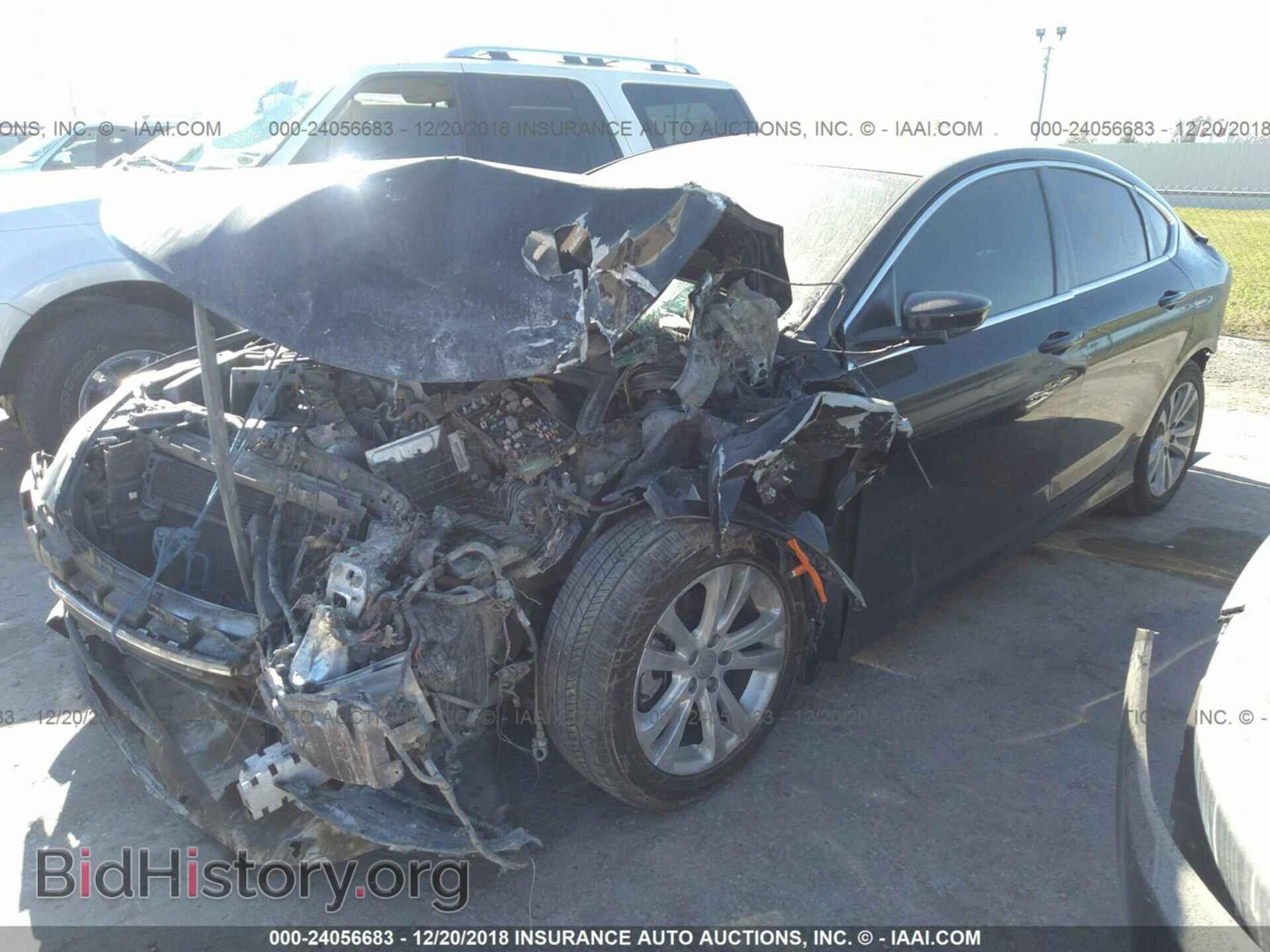2015 CHRYSLER 200 - VIN: 1C3CCCAB4FN651802 - Фото 2