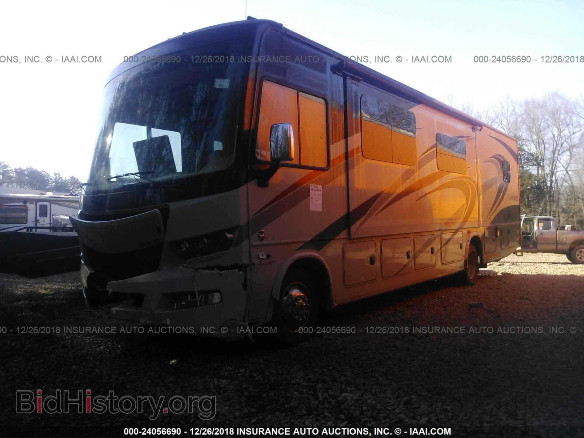2017 FORD F53 - VIN: 1F66F5DY5H0A14948 - Photo 2