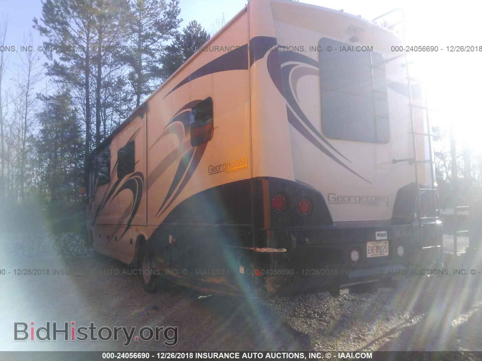 2017 FORD F53 - VIN: 1F66F5DY5H0A14948 - Photo 3