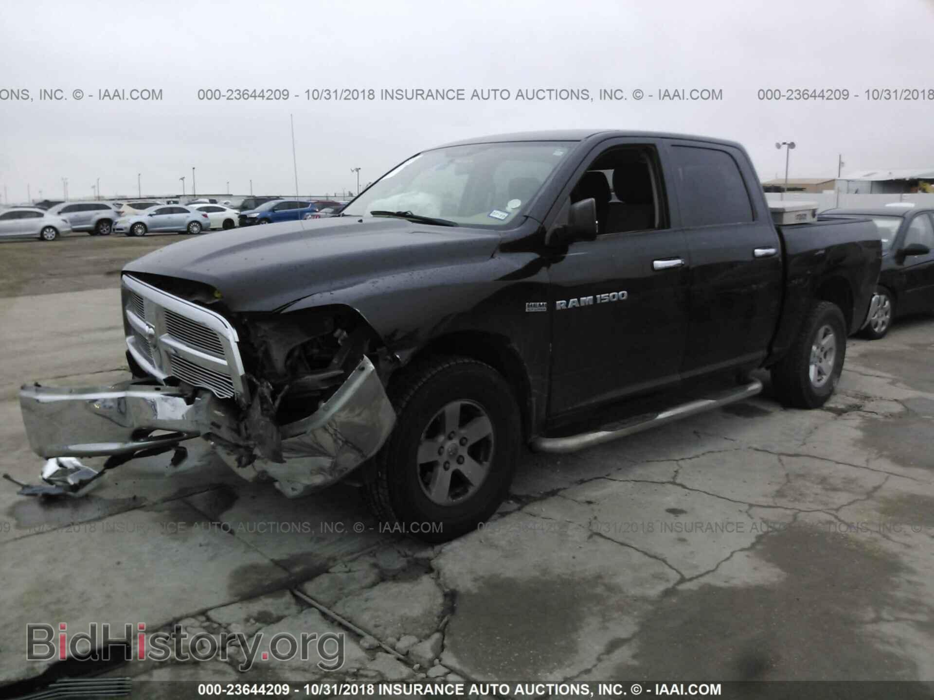 2011 DODGE RAM 1500 - VIN: 1D7RB1CT2BS615529 - Photo 2