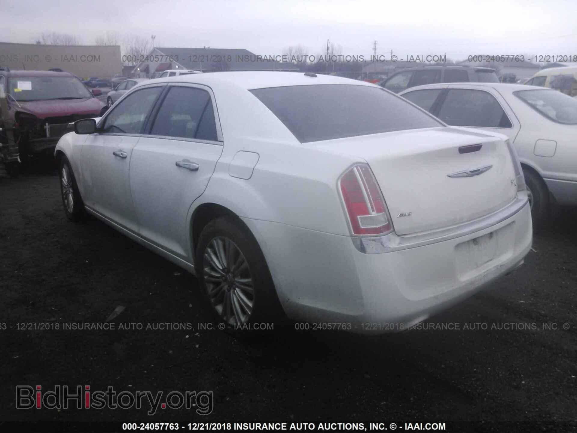 2014 CHRYSLER 300C - VIN: 2C3CCAKT9EH128665 - Фото 3