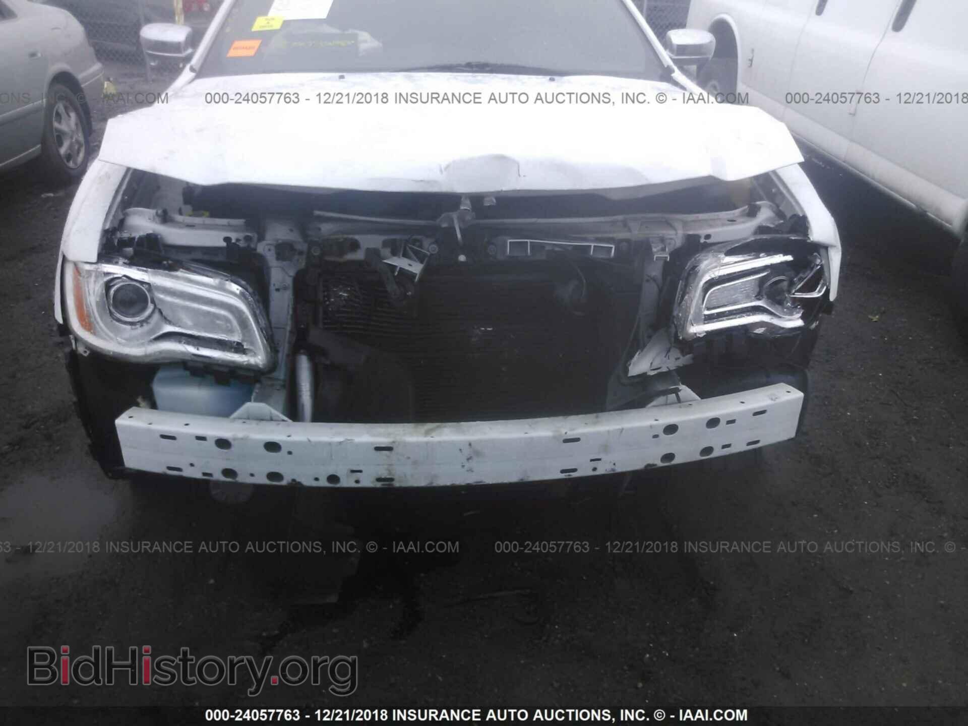 2014 CHRYSLER 300C - VIN: 2C3CCAKT9EH128665 - Фото 6