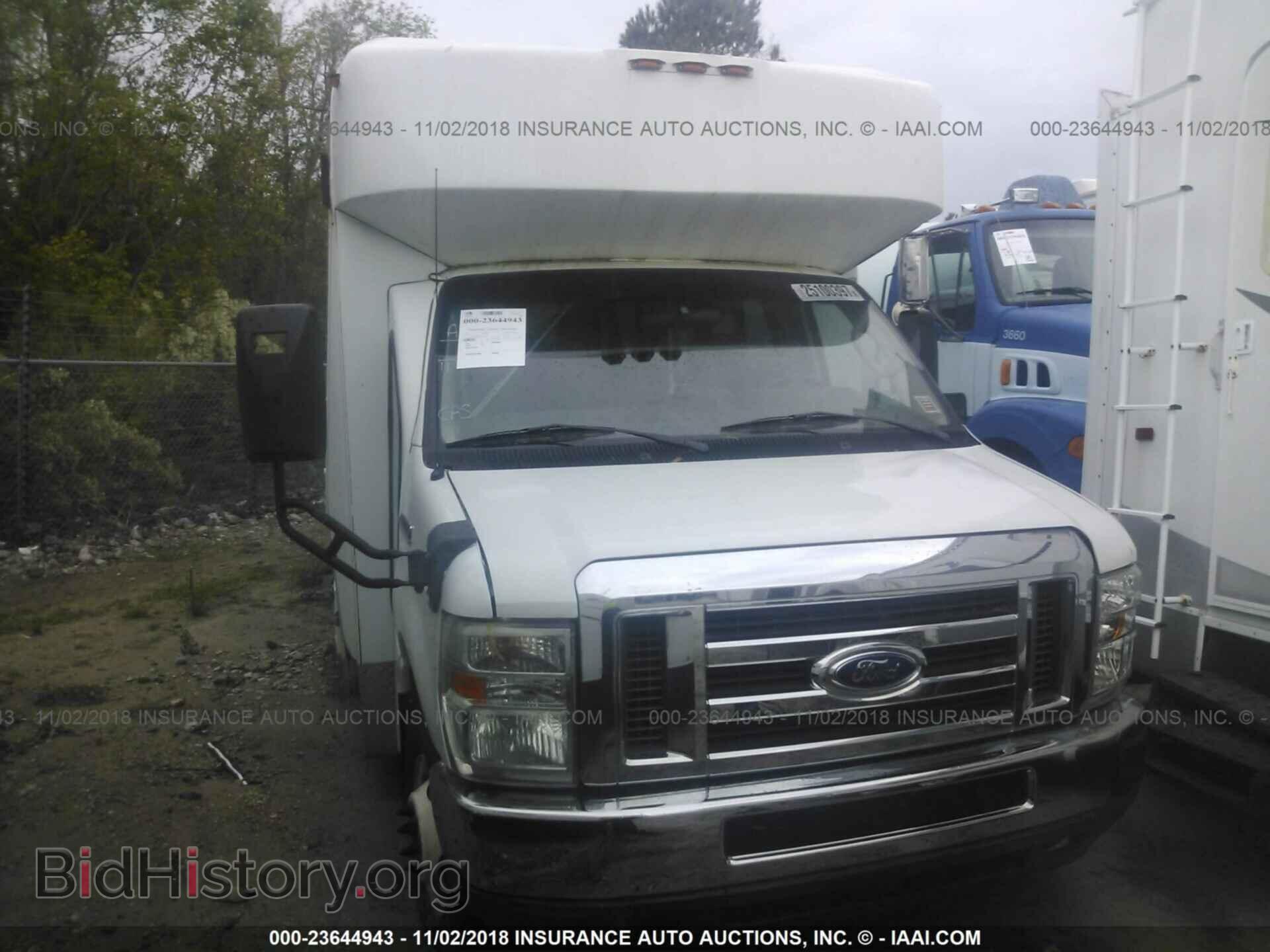 Photo 1FDFE4FS0BDA22731 - FORD ECONOLINE 2011