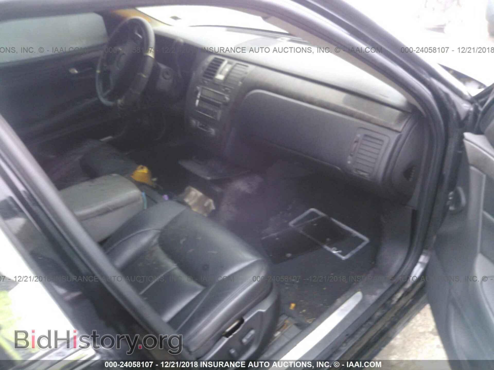 2010 CADILLAC DTS - VIN: 1G6KR5EY3AU108314 - Фото 5