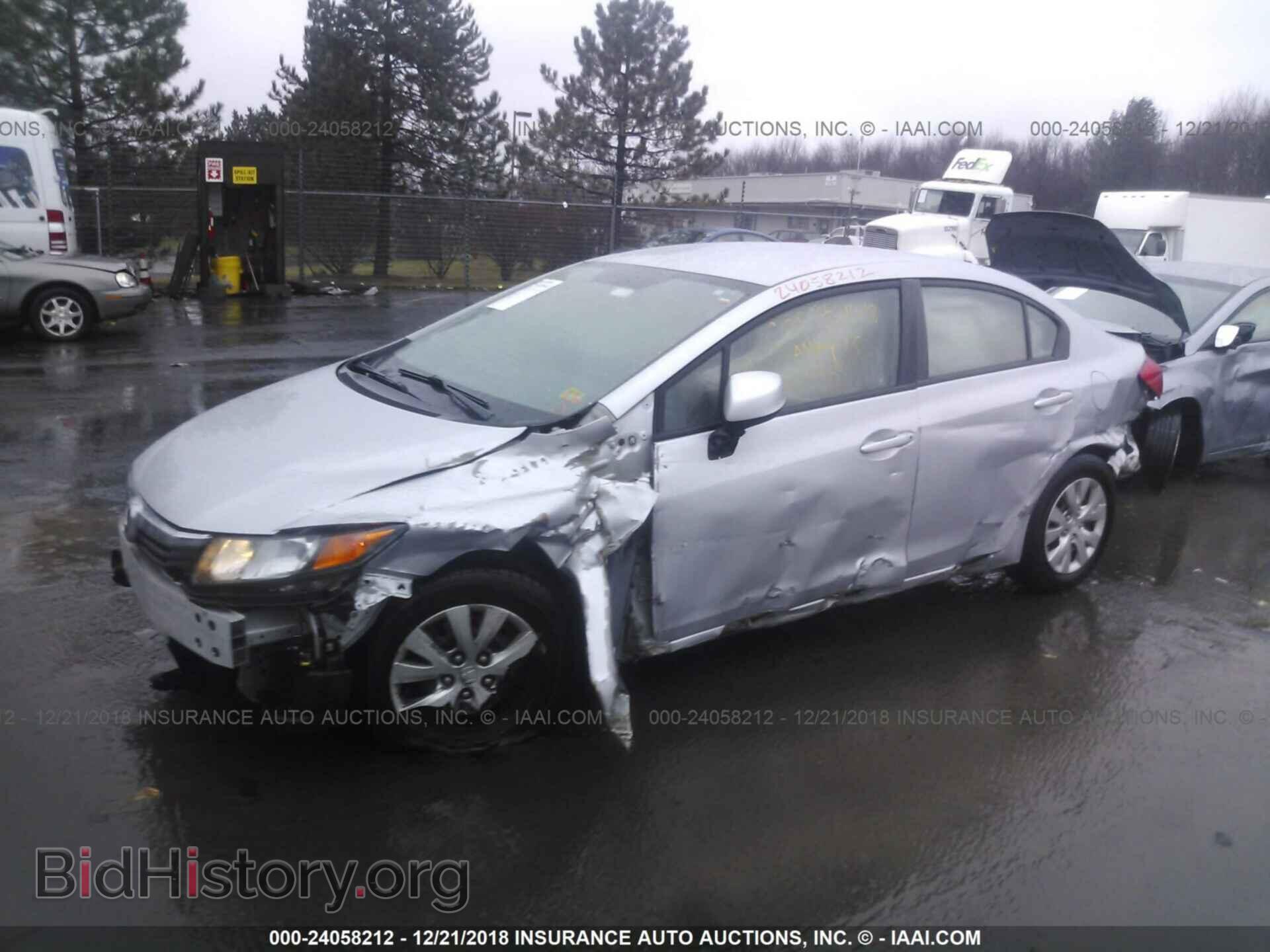 2012 HONDA CIVIC - VIN: 2HGFB2F52CH580968 - Фото 2