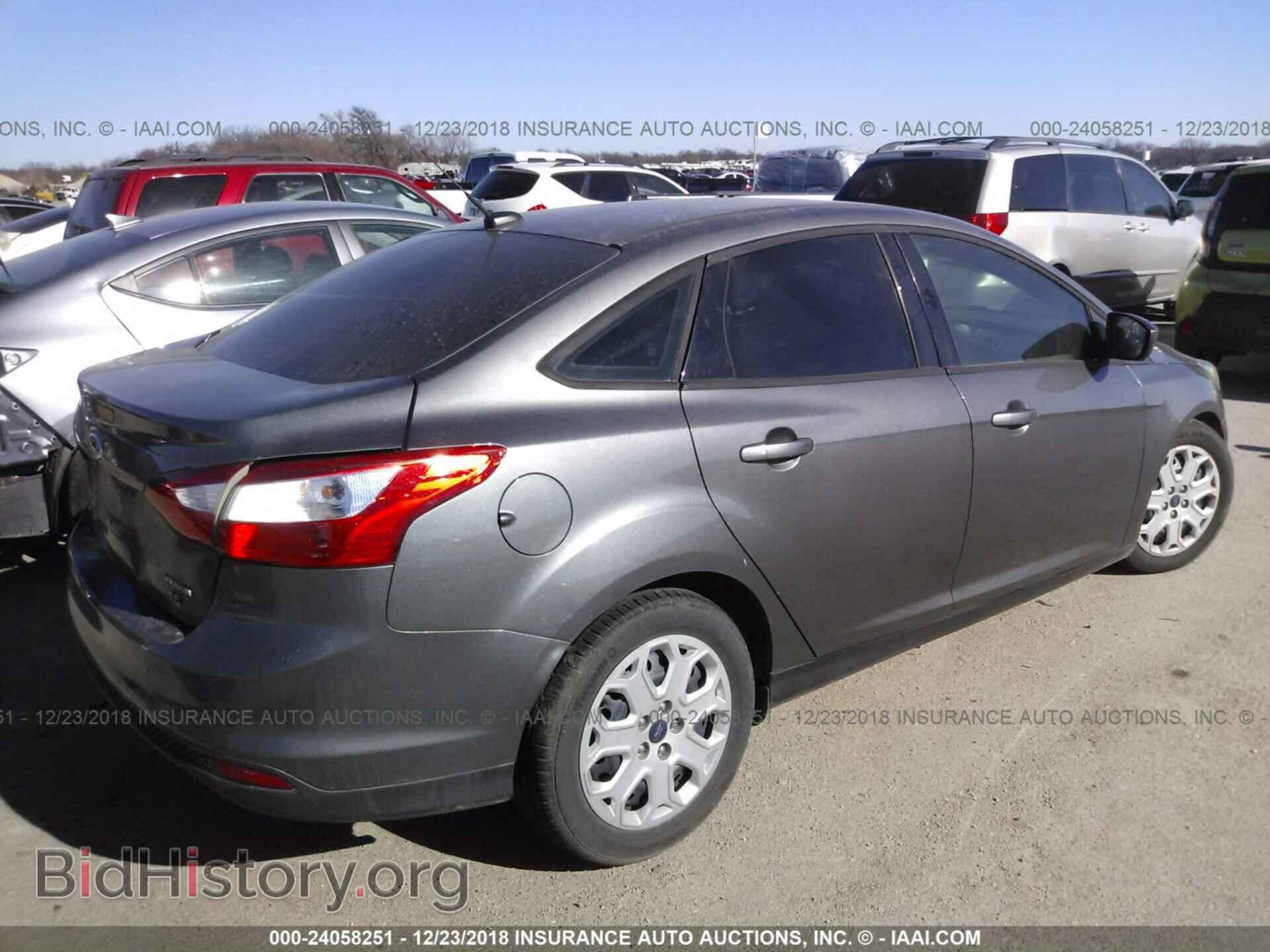 2012 FORD FOCUS - VIN: 1FAHP3F22CL391461 - Photo 4