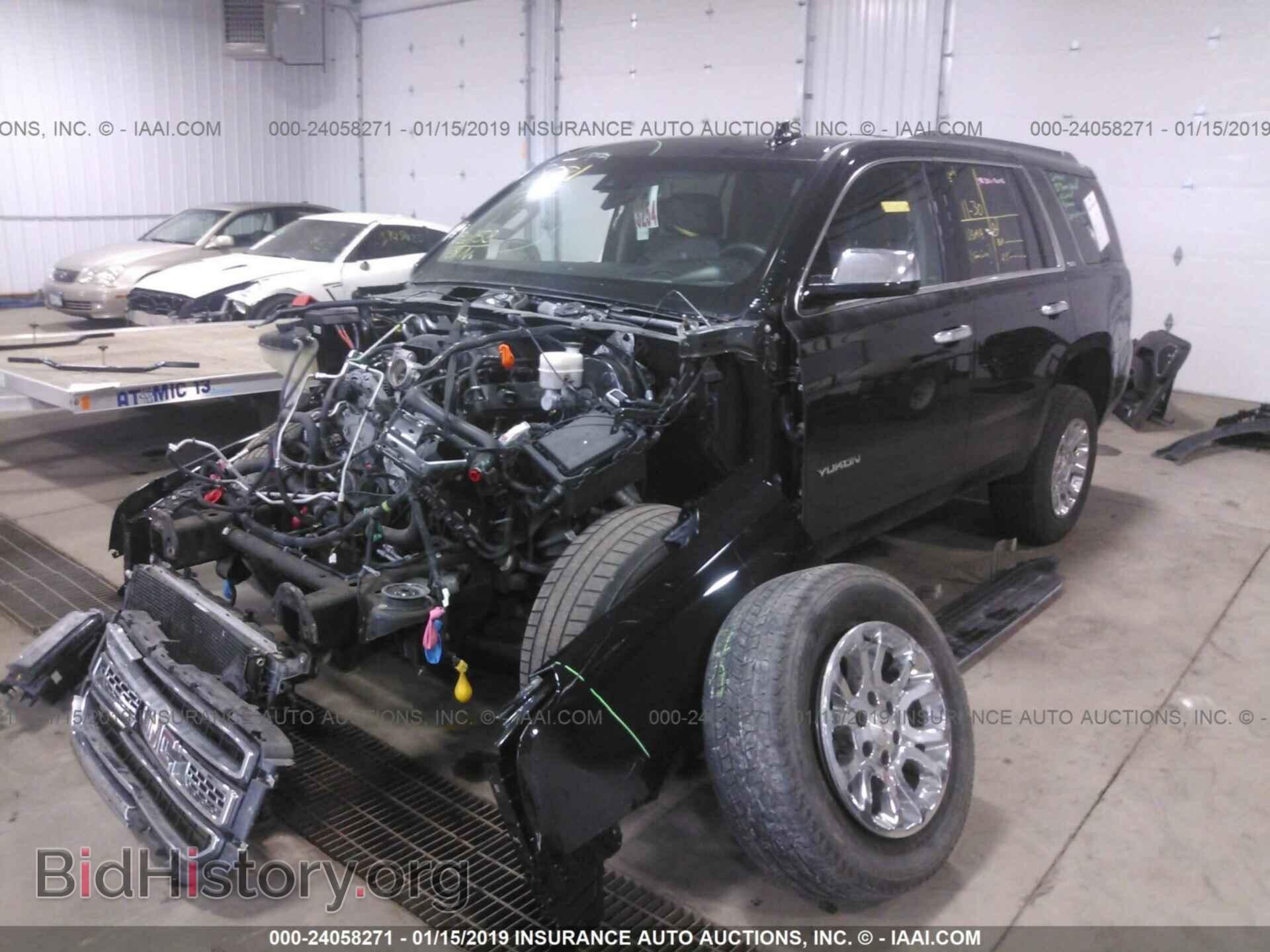 2017 GMC YUKON - VIN: 1GKS2BKC0HR173292 - Фото 2