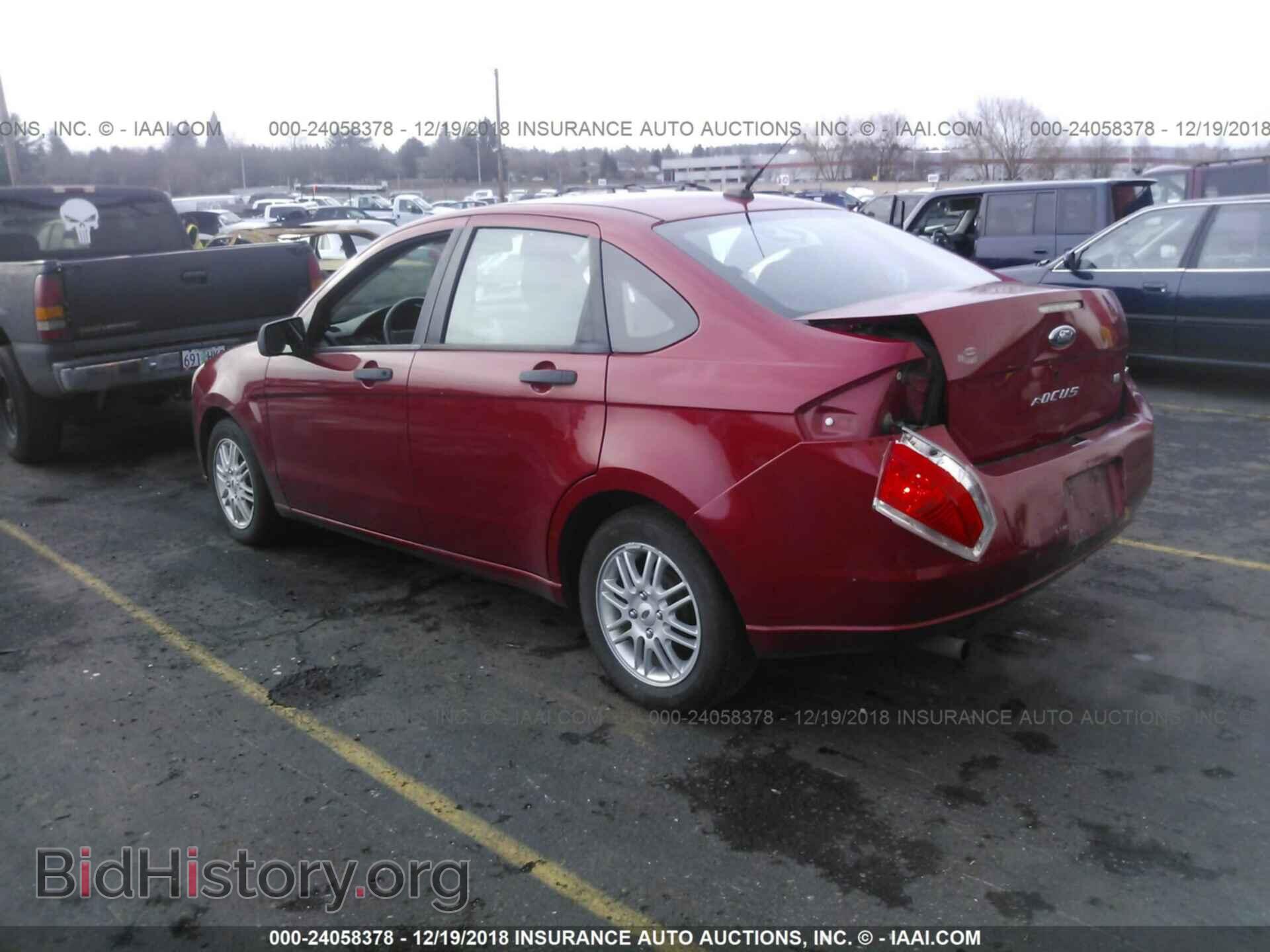 2009 FORD FOCUS - VIN: 1FAHP35N99W183824 - Фото 3