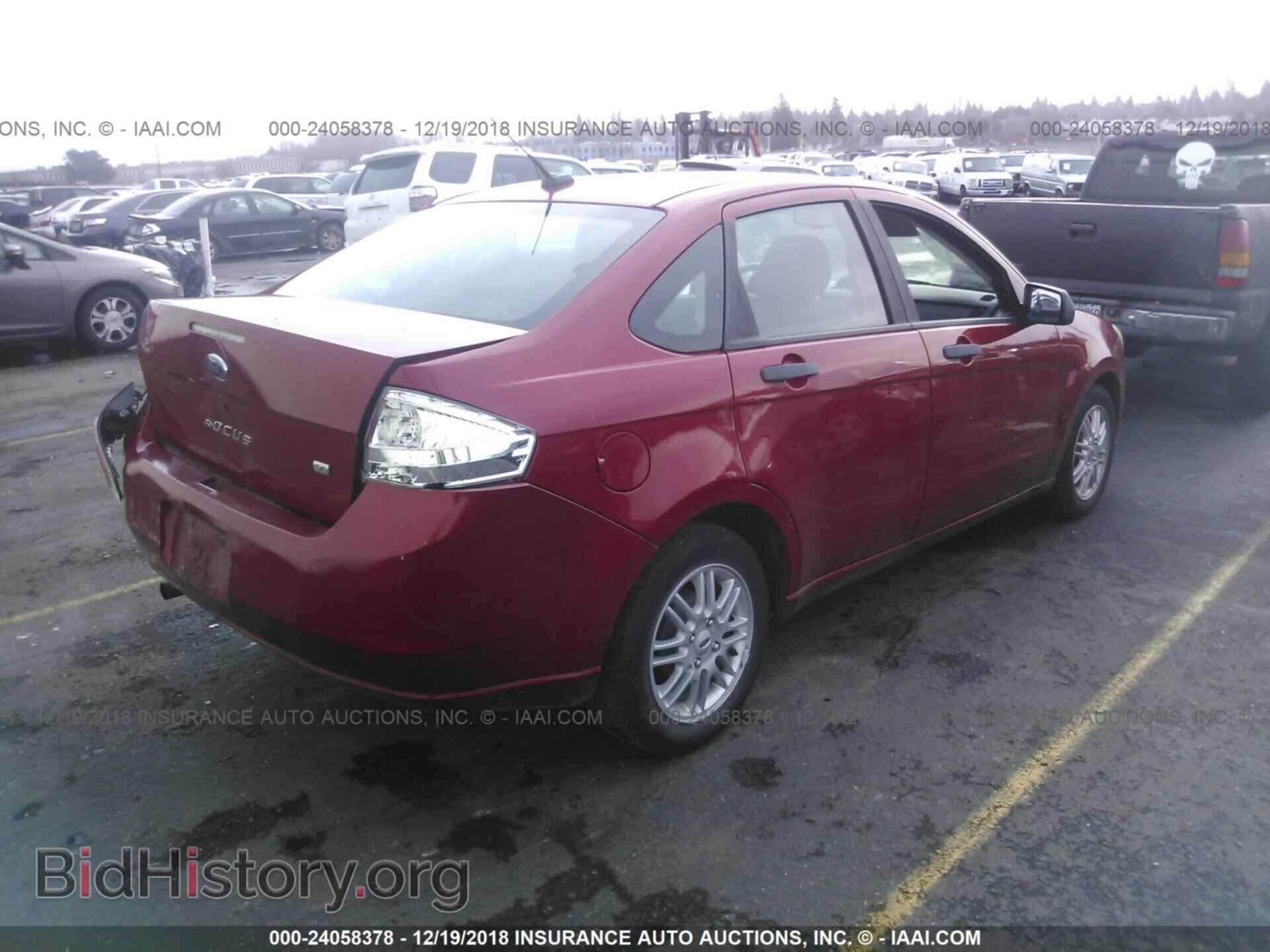 2009 FORD FOCUS - VIN: 1FAHP35N99W183824 - Фото 4