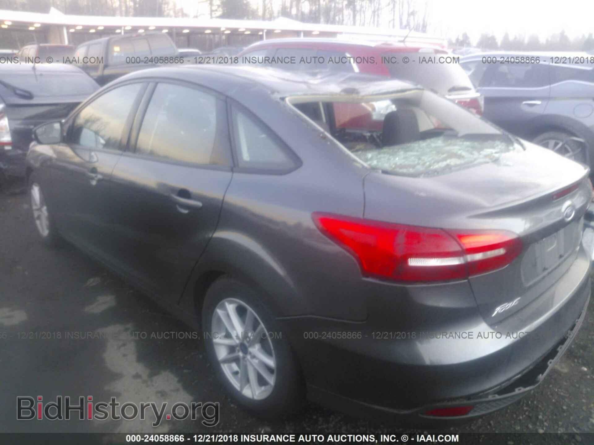 2016 FORD FOCUS - VIN: 1FADP3F28GL289828 - Фото 3