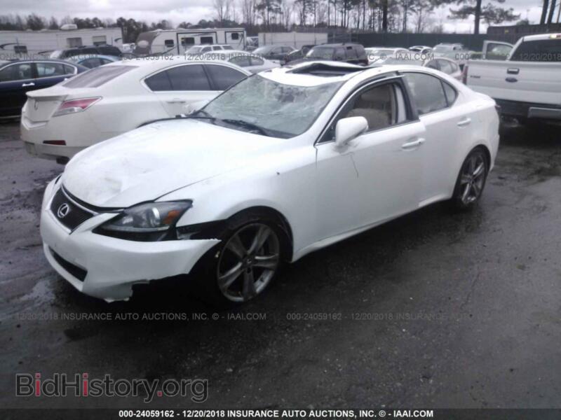 2012 Lexus IS (VIN JTHBF5C27C5182903) — фото 2 из 10