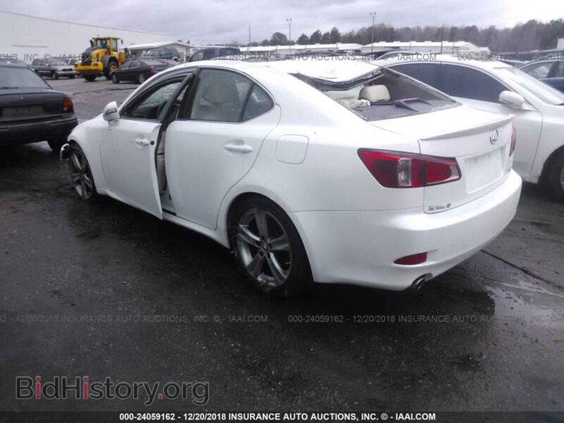 2012 Lexus IS (VIN JTHBF5C27C5182903) — фото 3 из 10