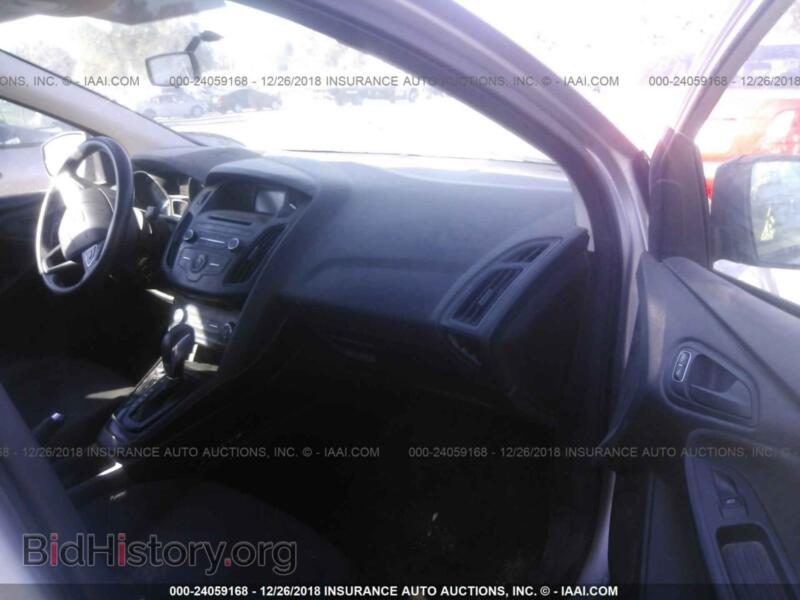 2016 Ford FOCUS (VIN 1FADP3E25GL281512) — фото 5 из 10
